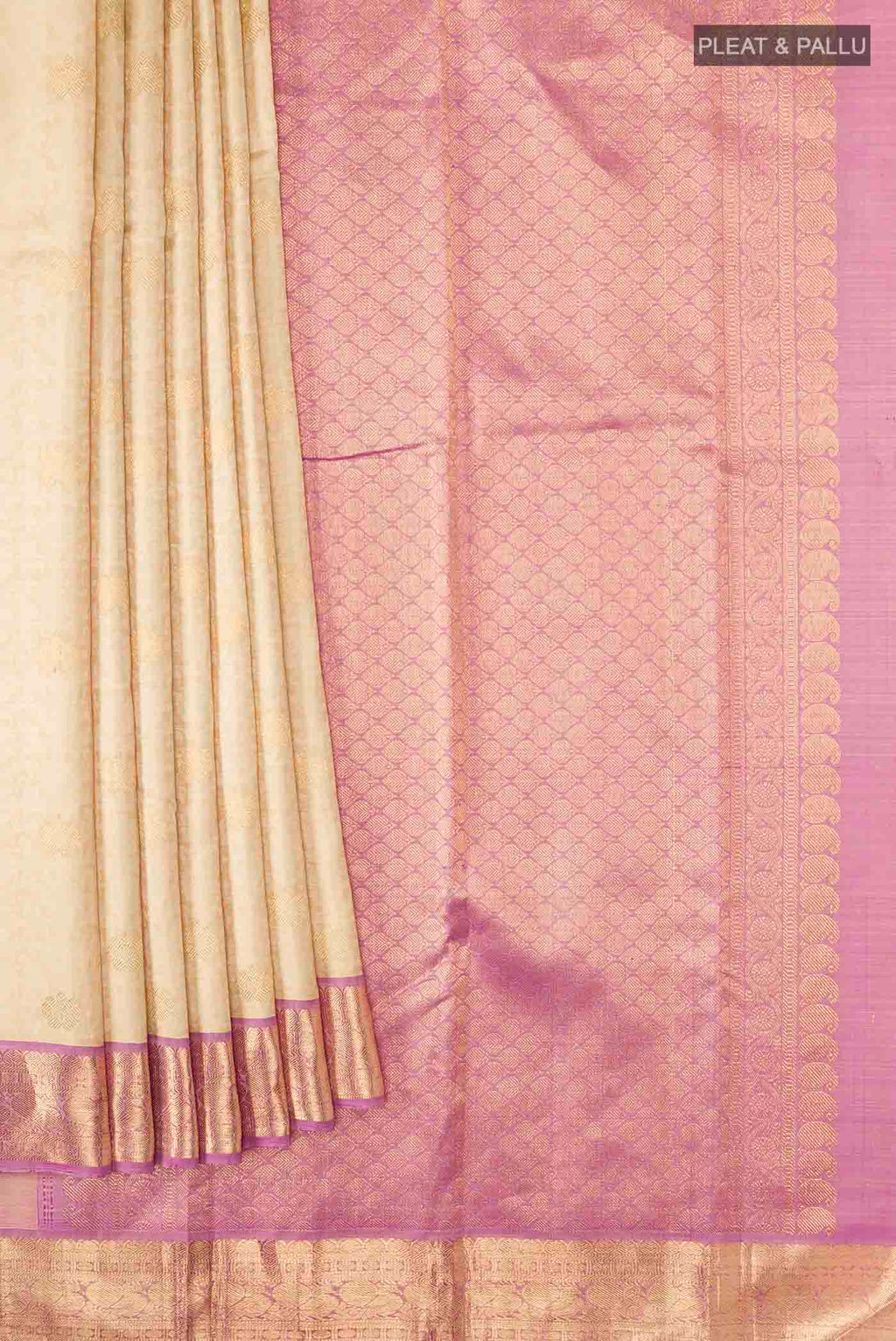 pleats pallu