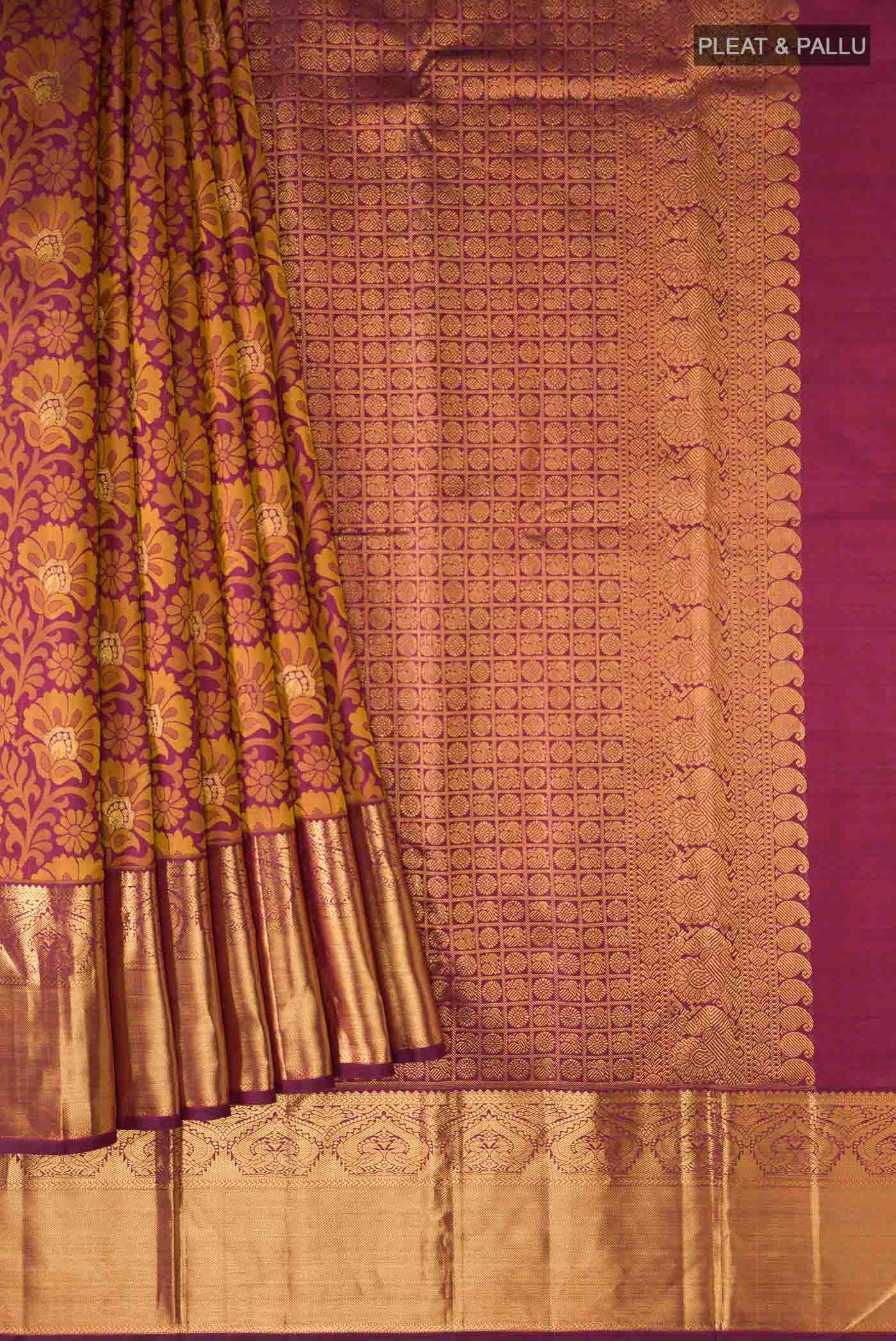 pleats pallu