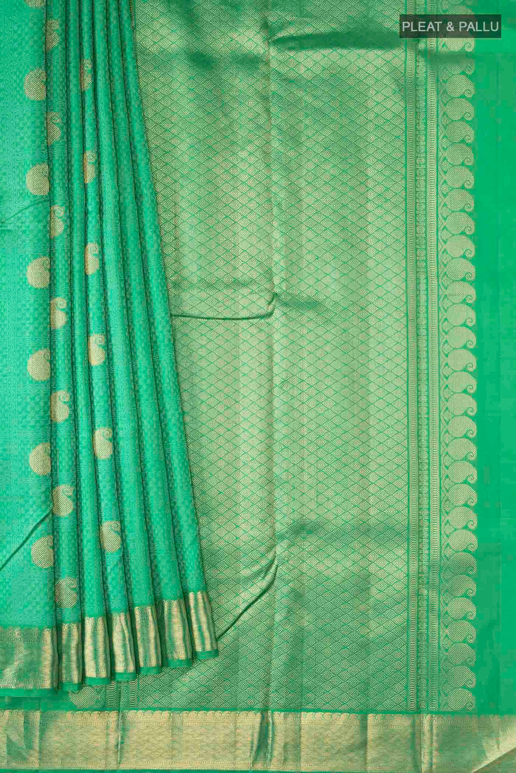 pleats pallu
