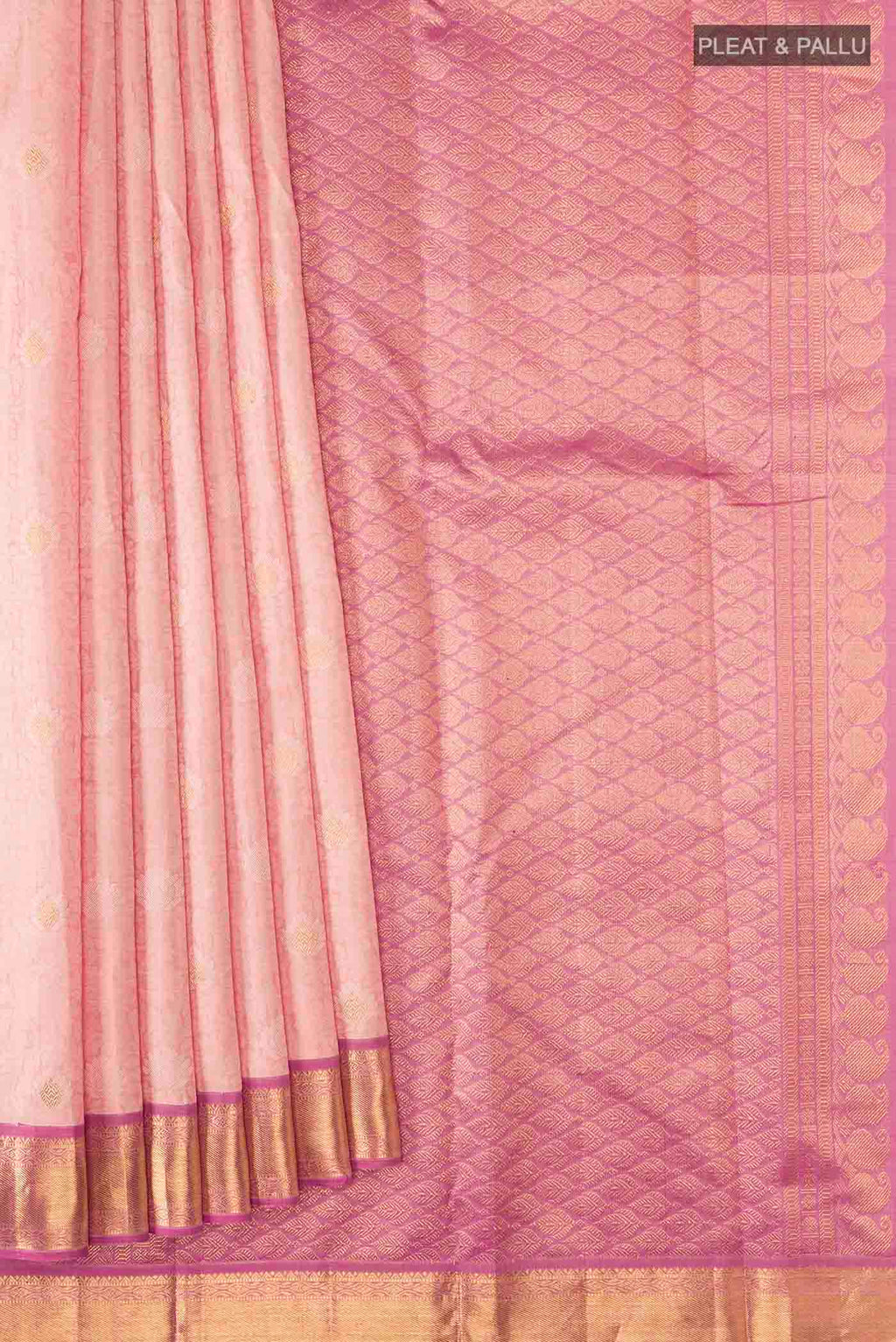 pleats pallu