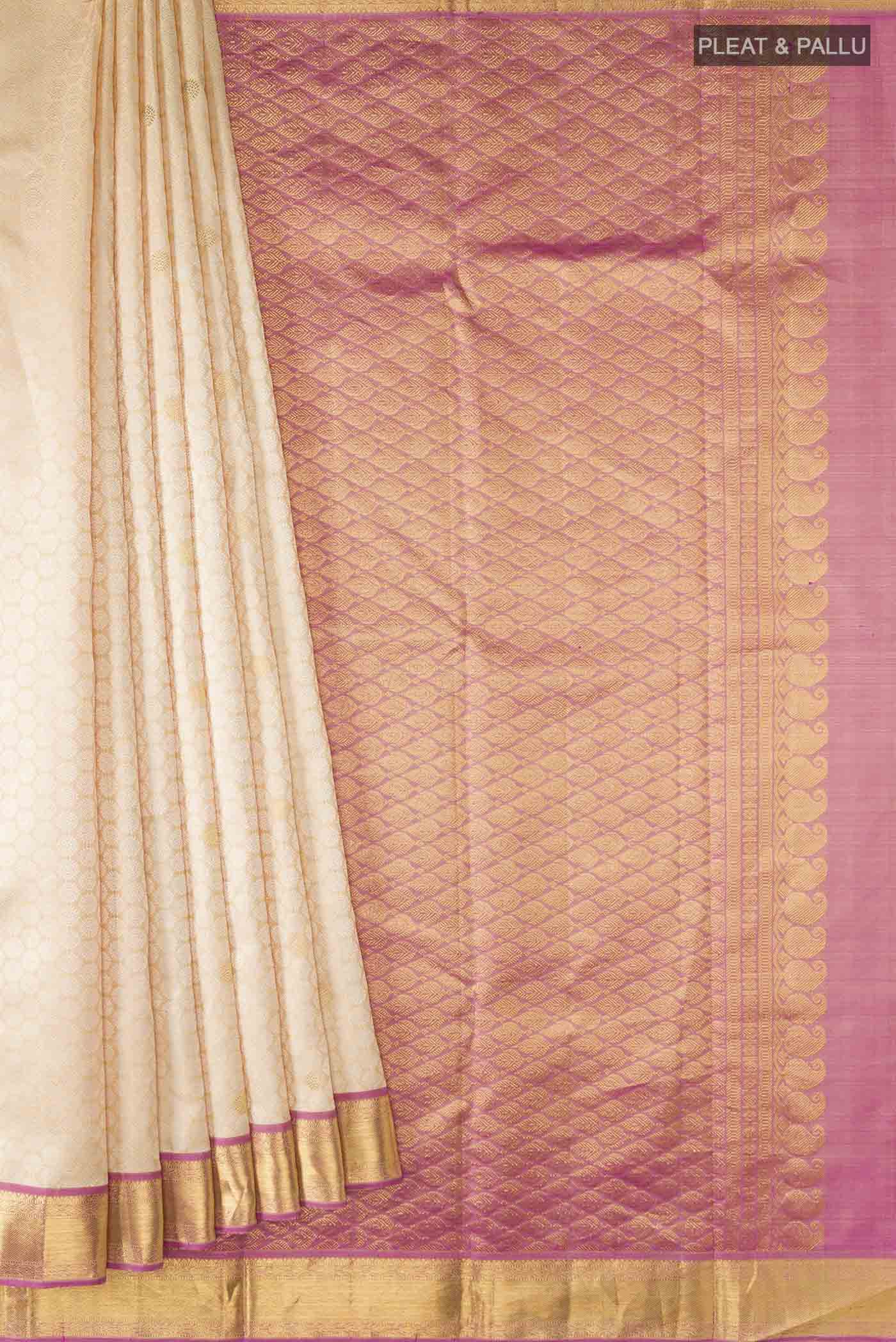 pleats pallu