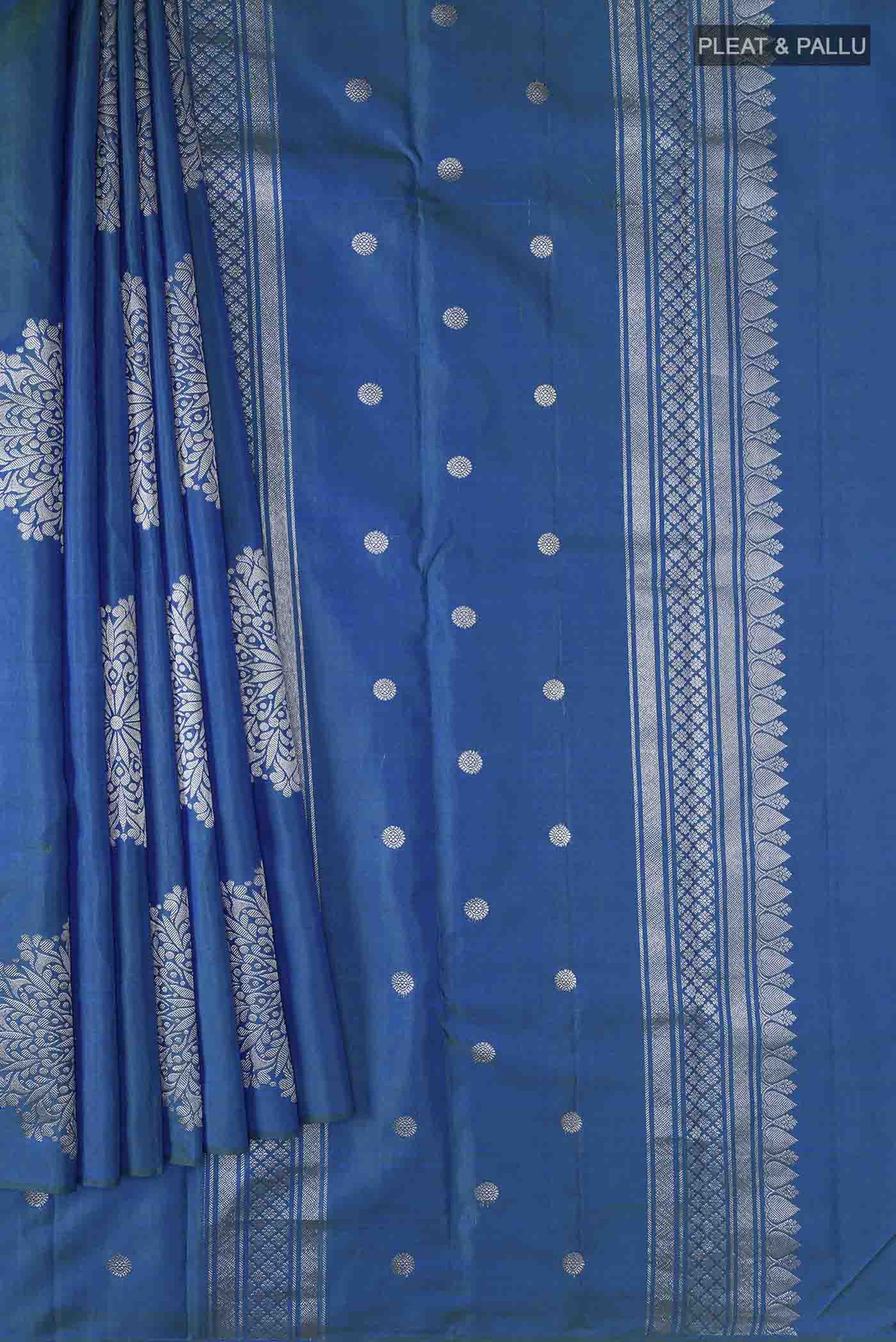 pleats pallu
