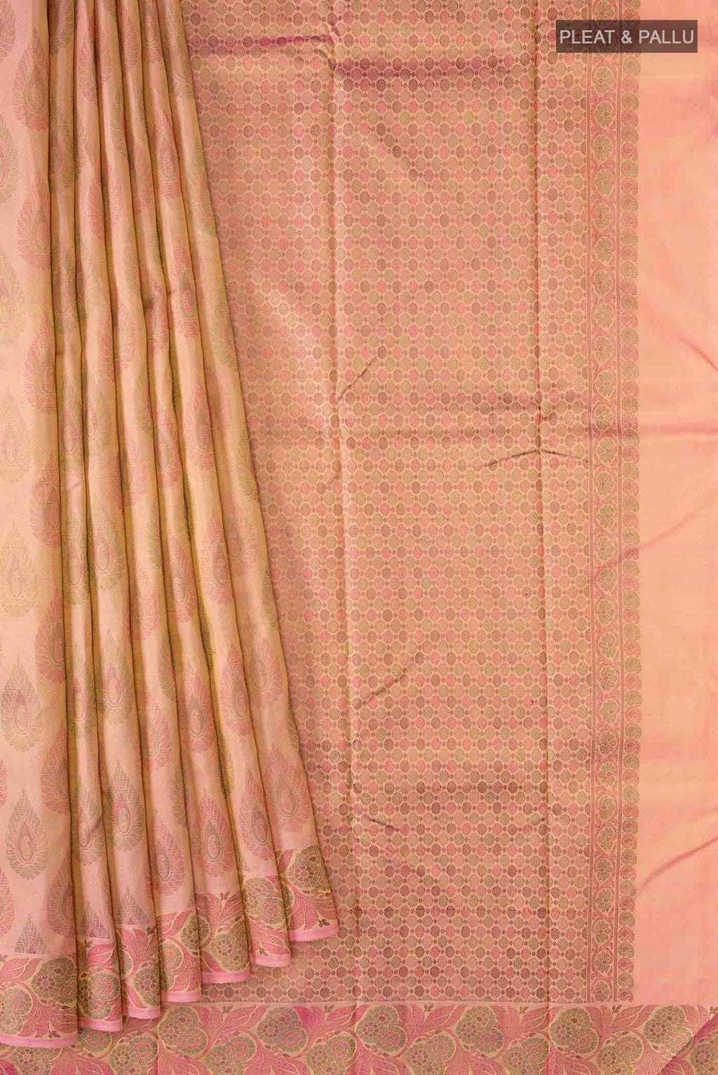 pleats pallu