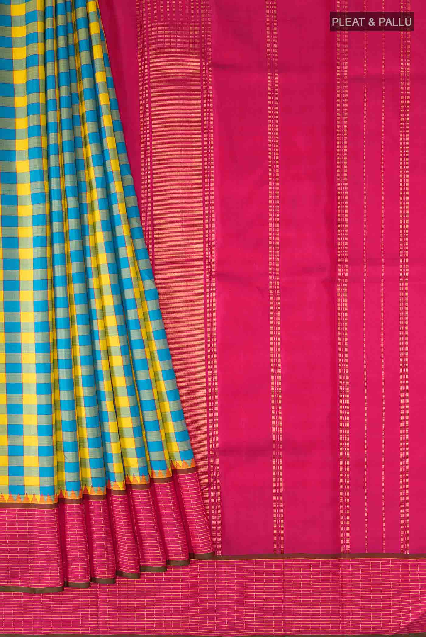 pleats pallu