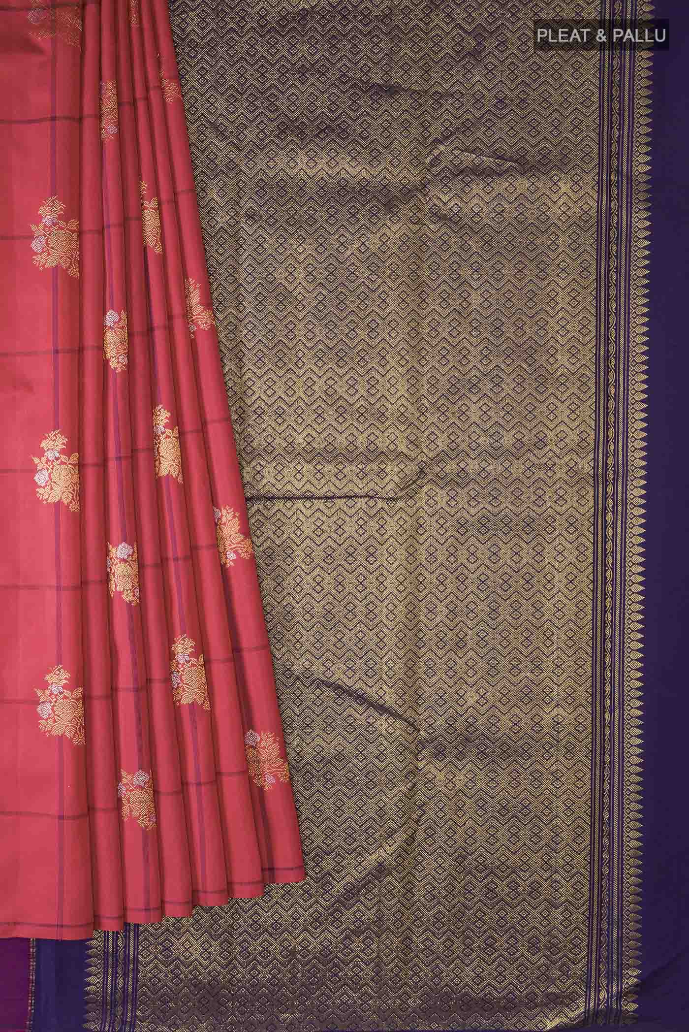 pleats pallu