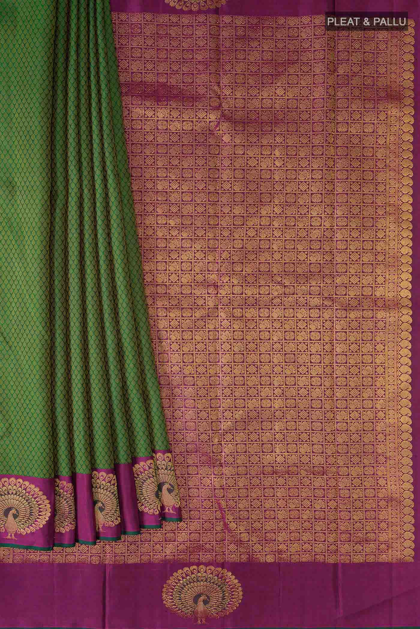 pleats pallu