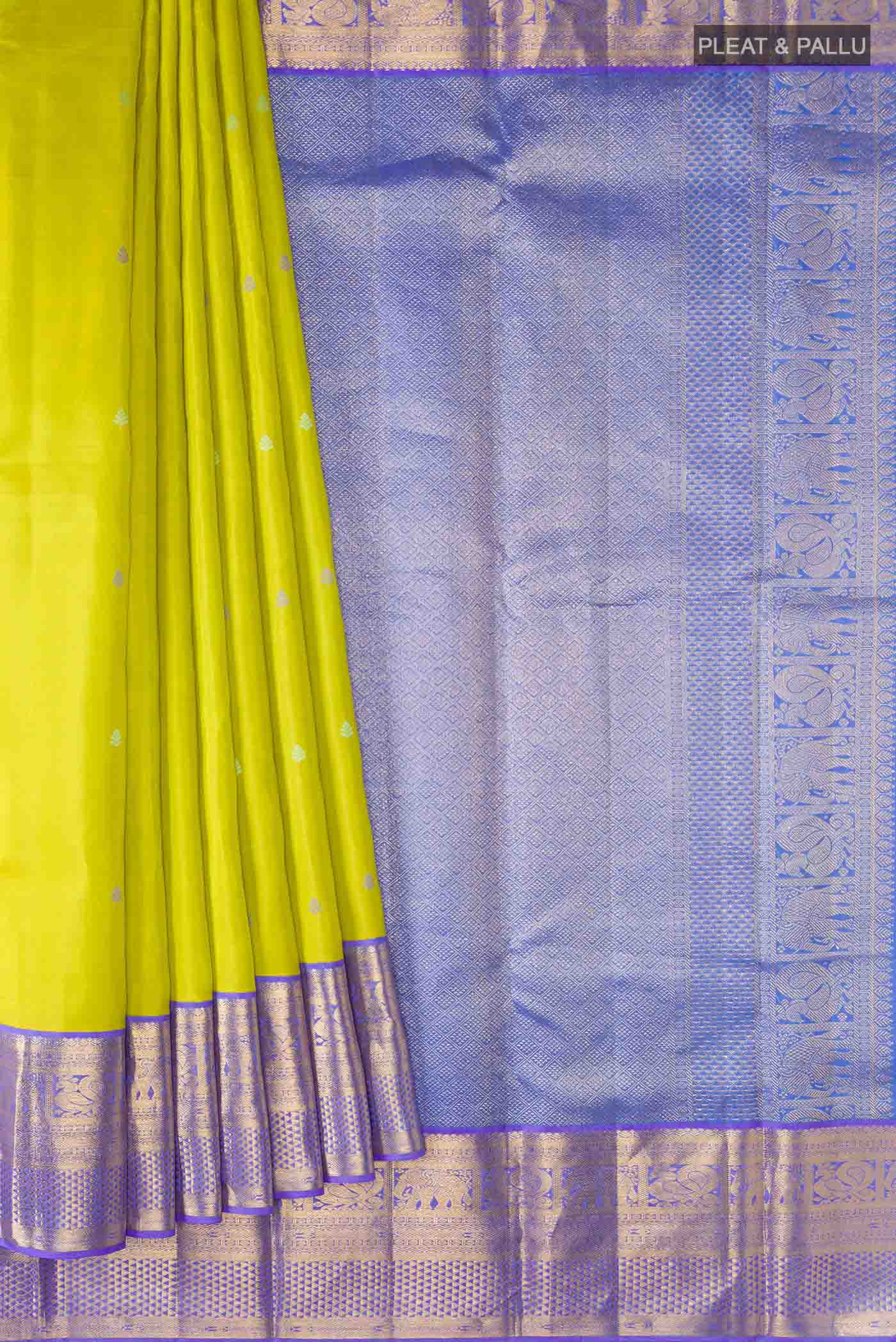 pleats pallu