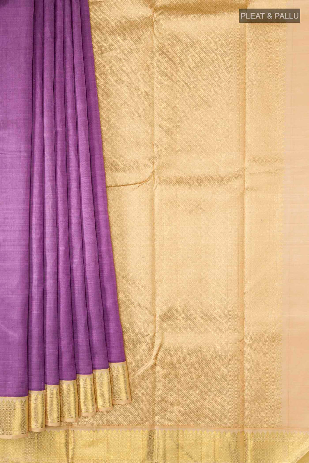 pleats pallu