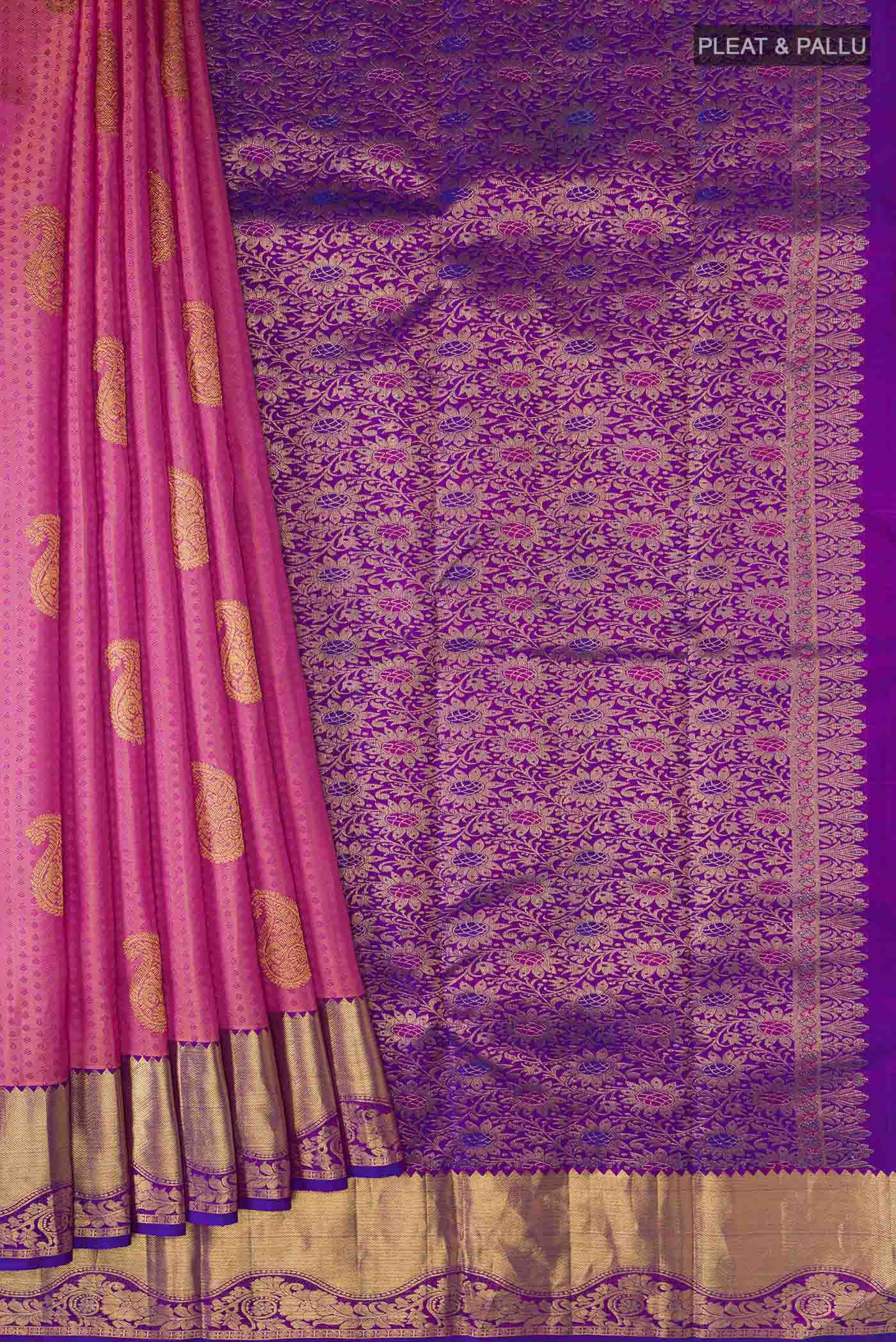 pleats pallu
