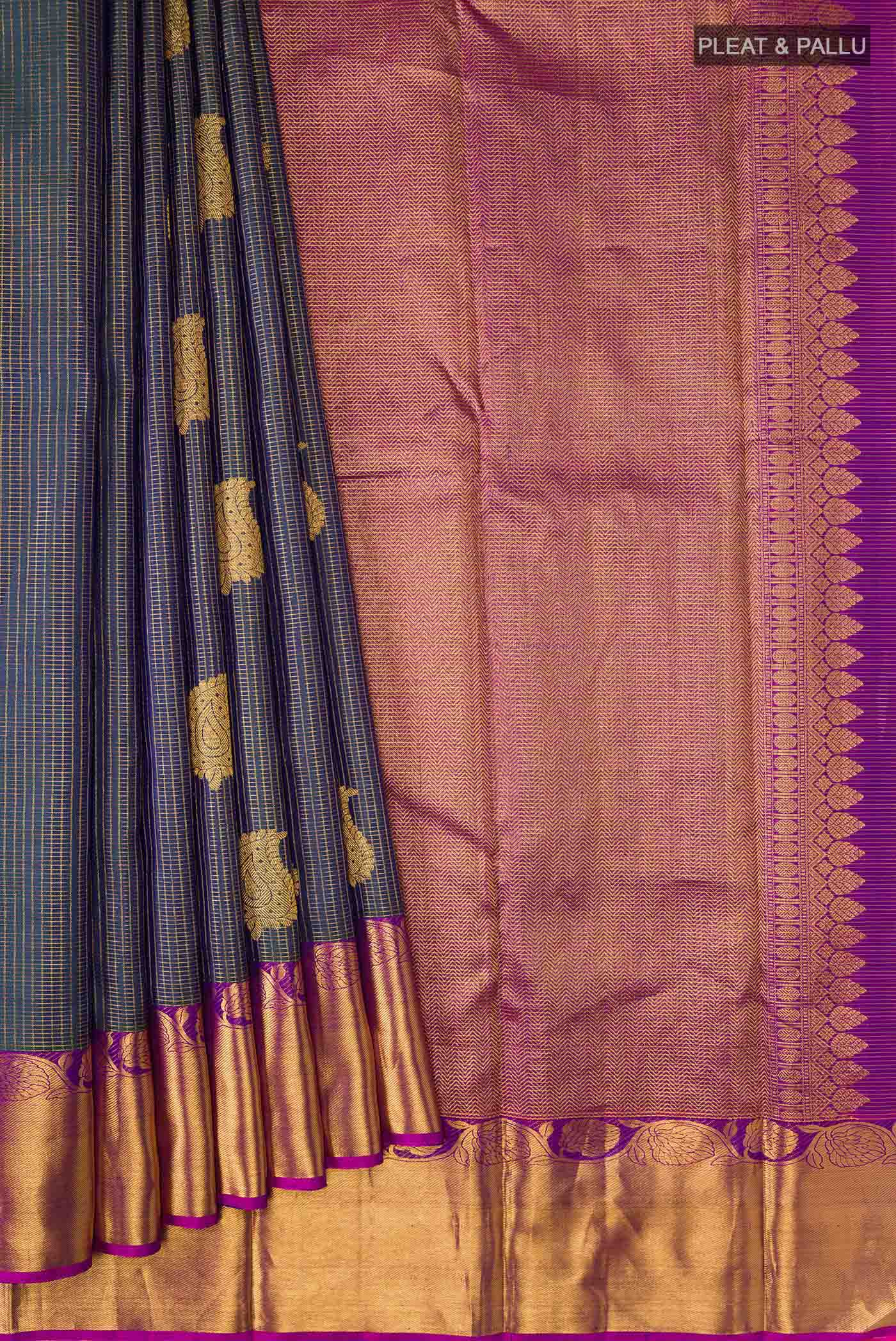 pleats pallu