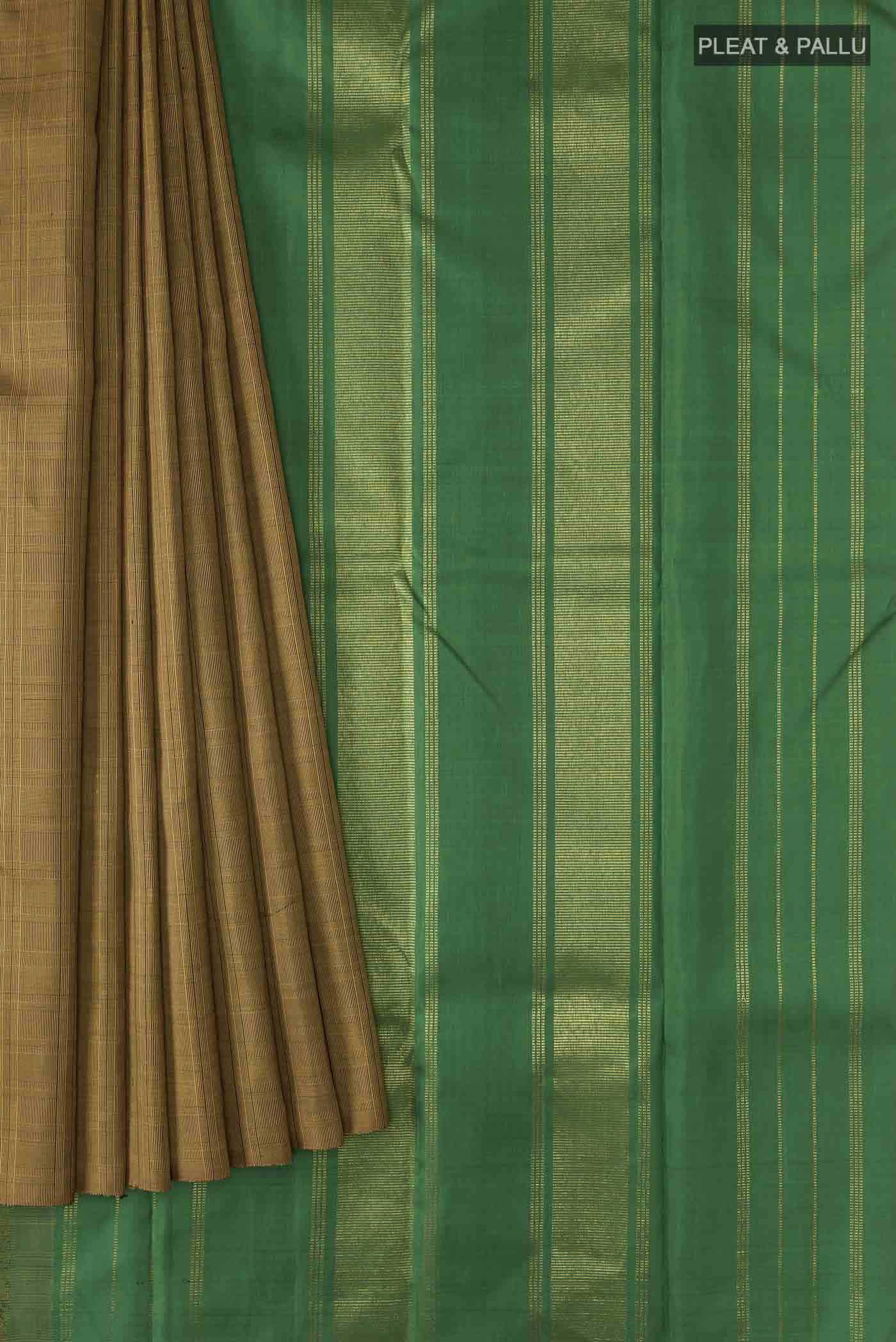 pleats pallu