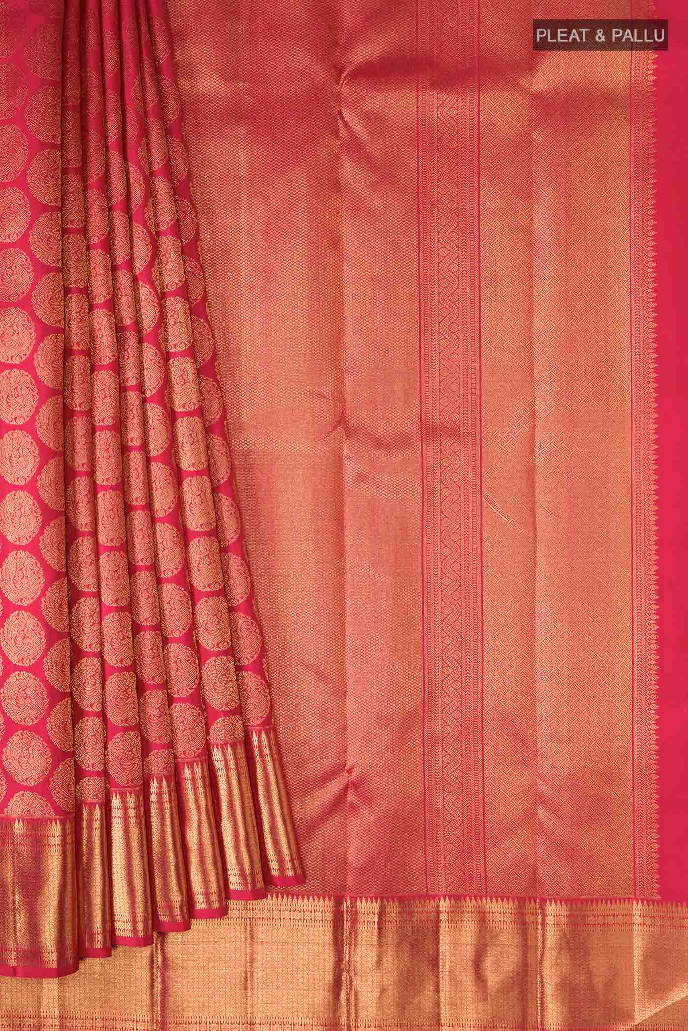 pleats pallu