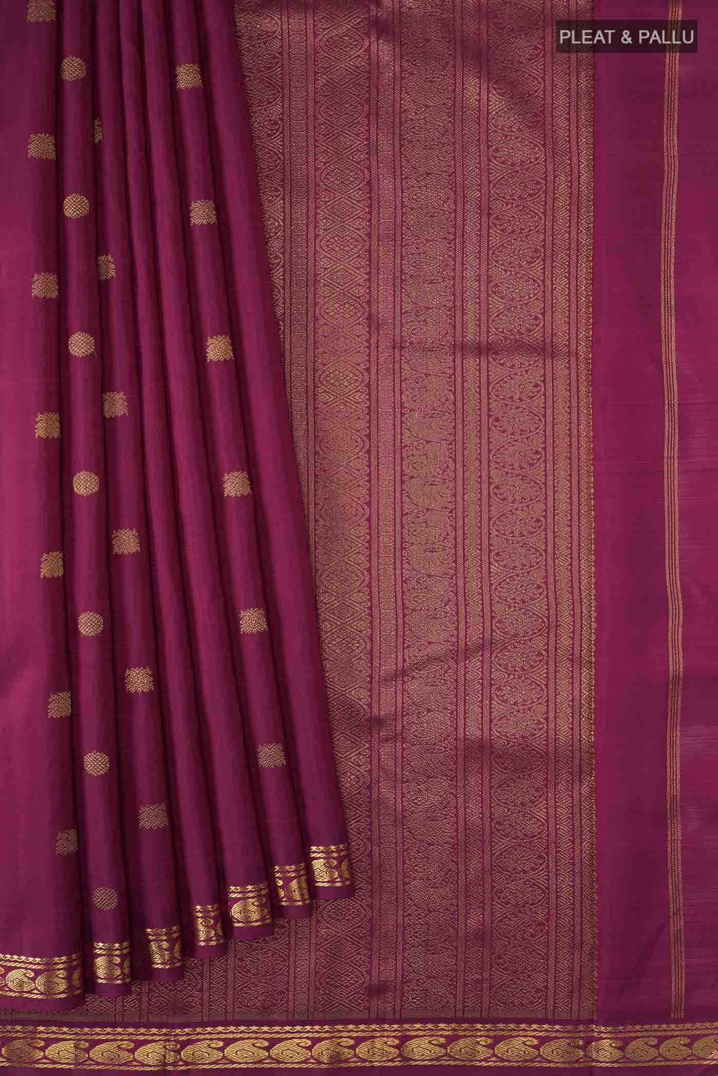 pleats pallu