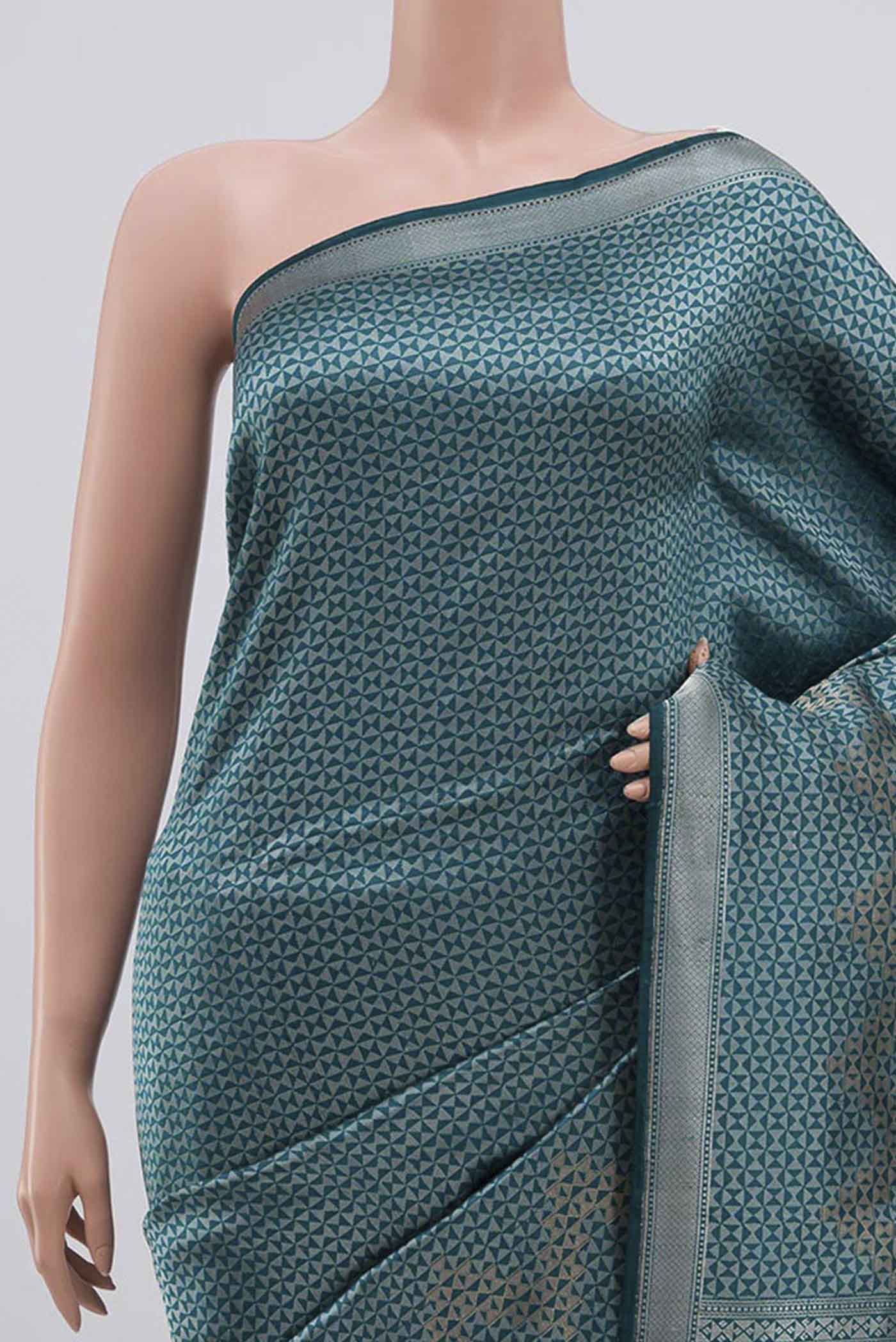 Border image of Turquoise Banarasi Katan Silk Saree with Zari Brocade on the body and Zari Border