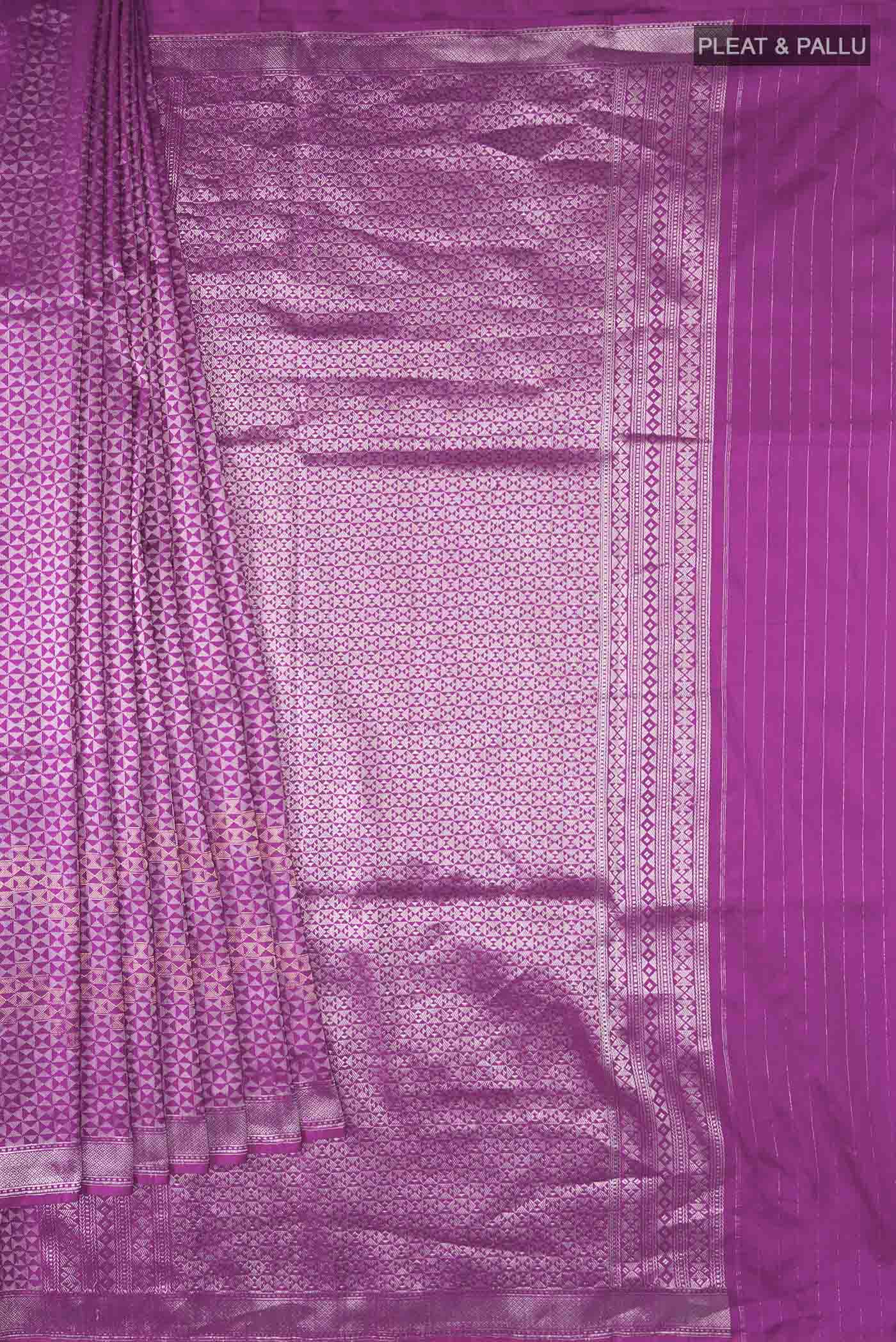 pleats pallu