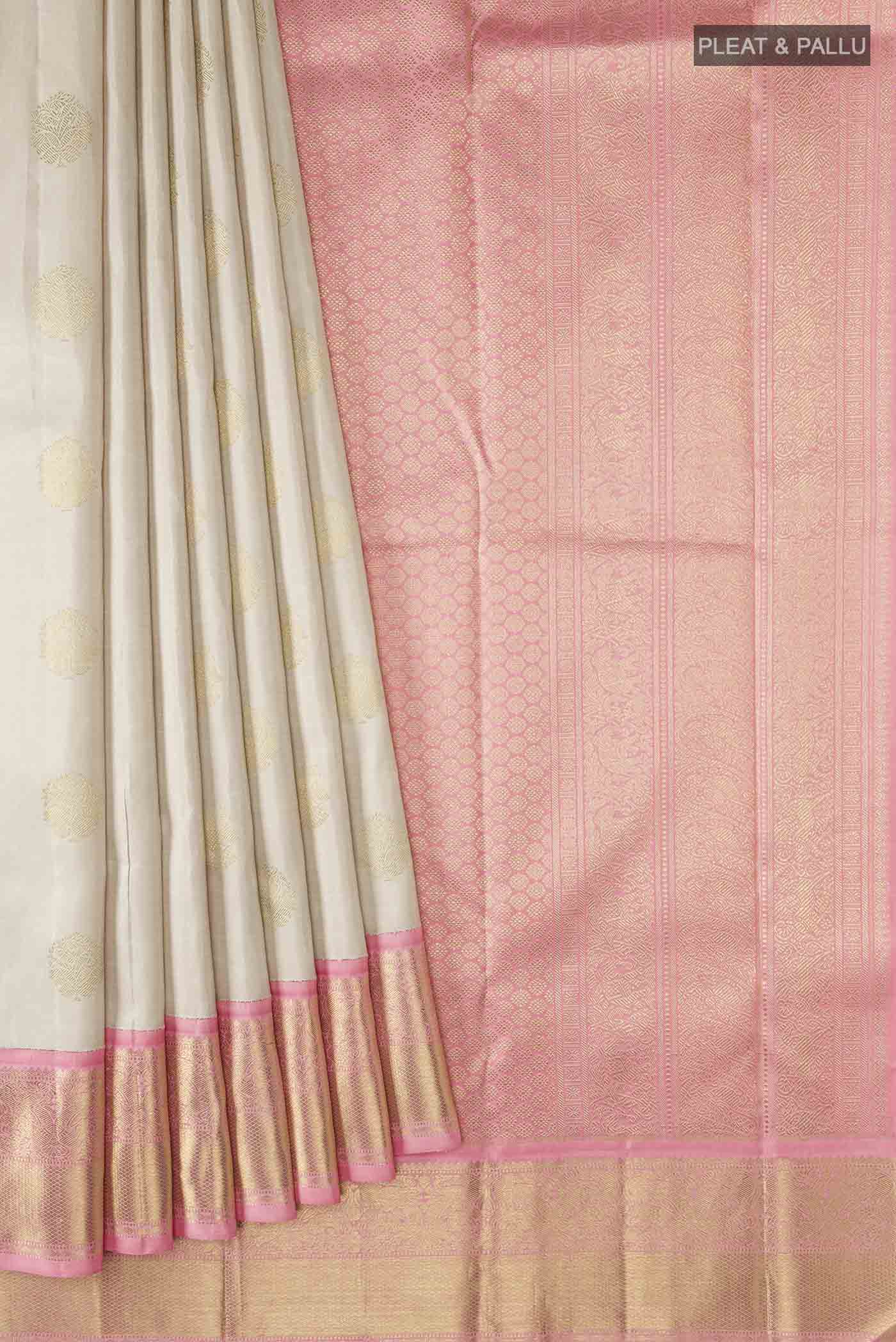 pleats pallu