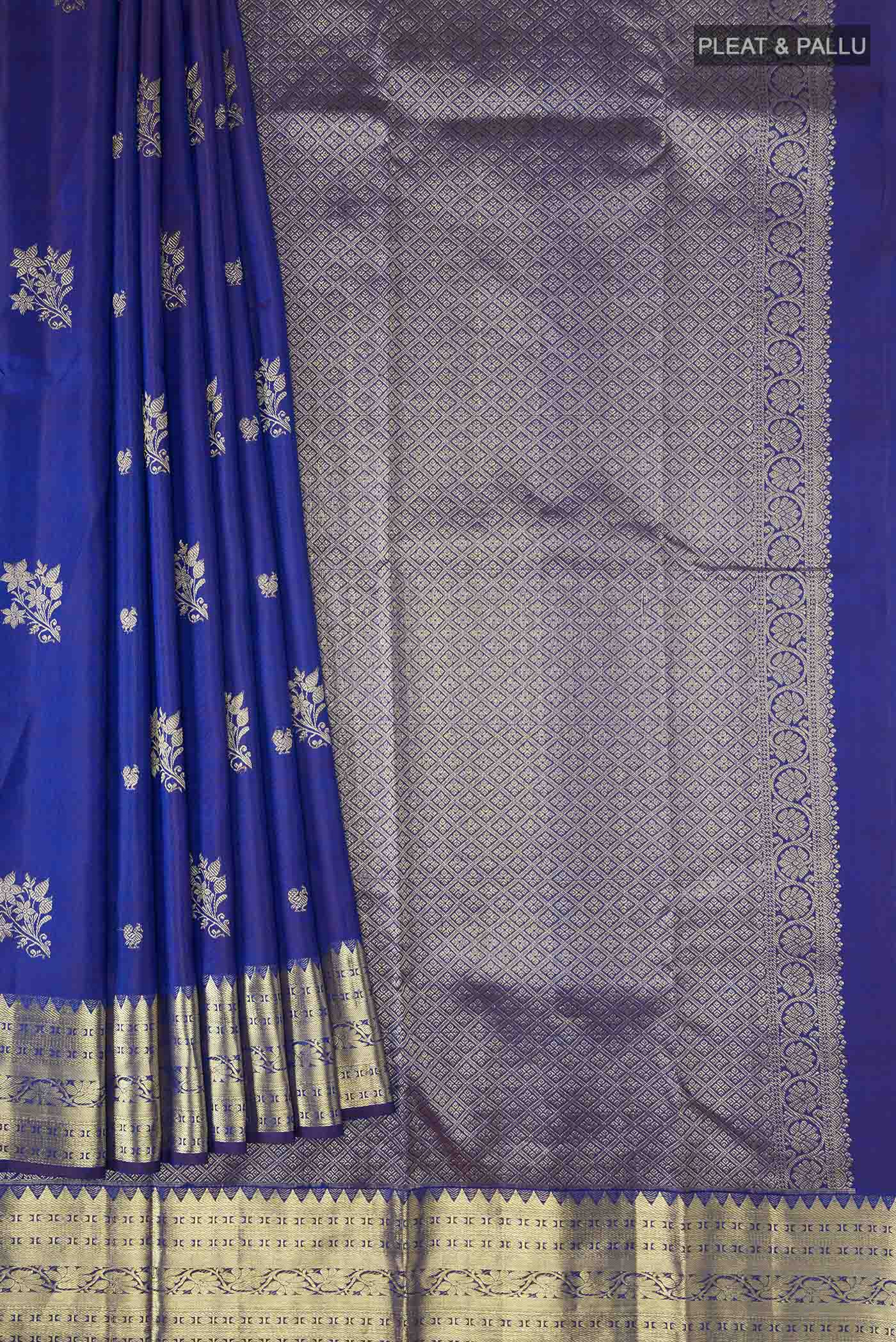 pleats pallu