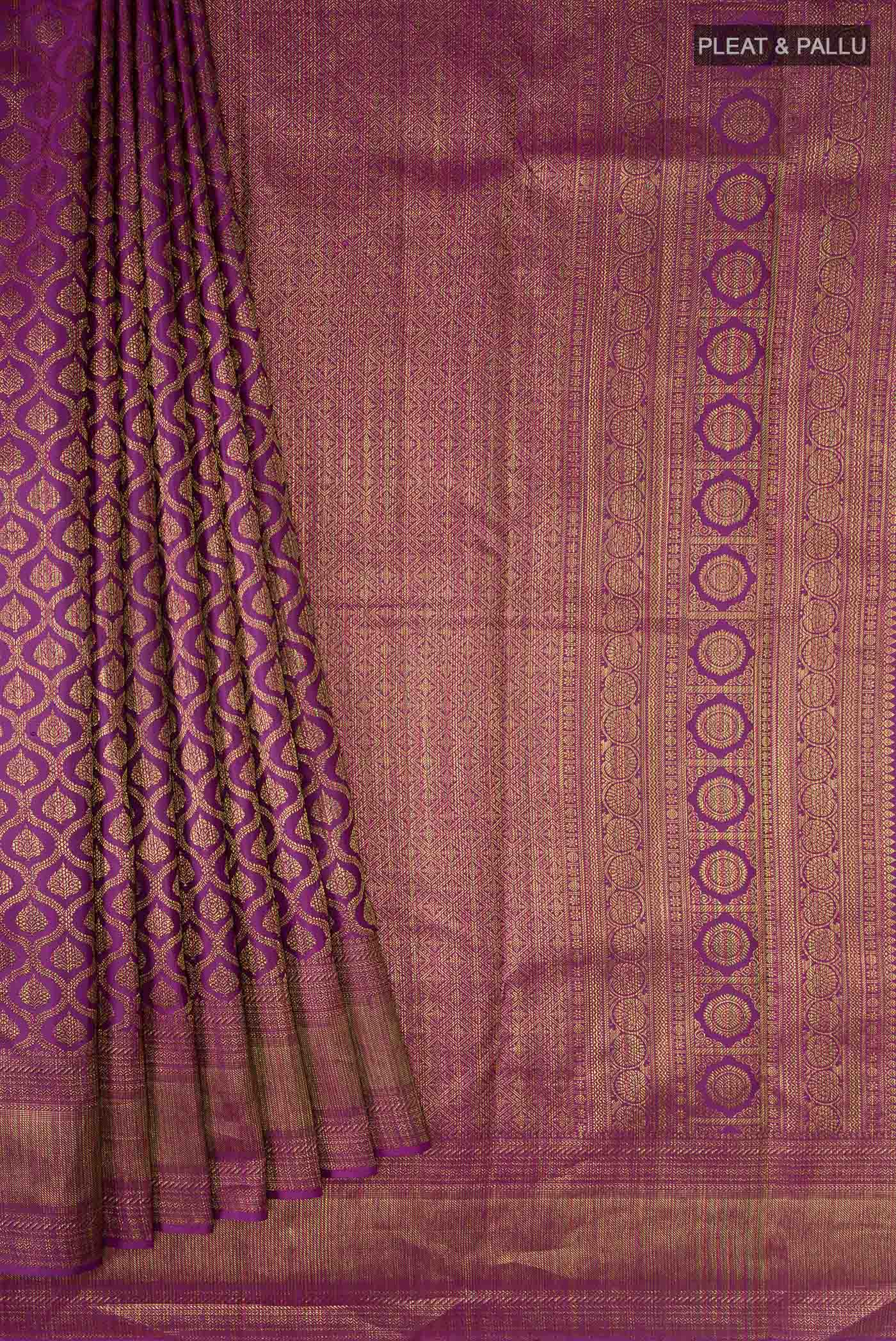 pleats pallu