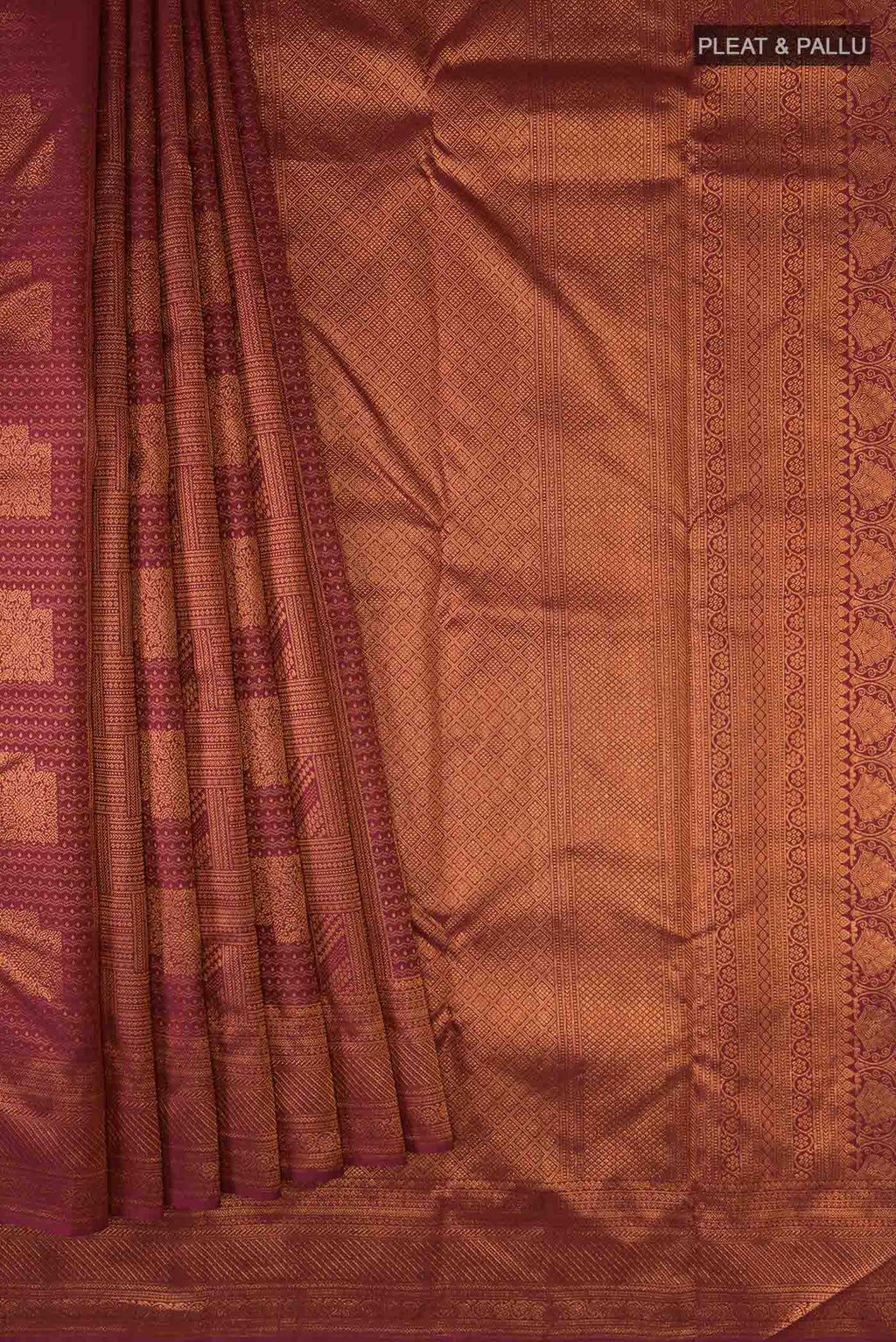 pleats pallu