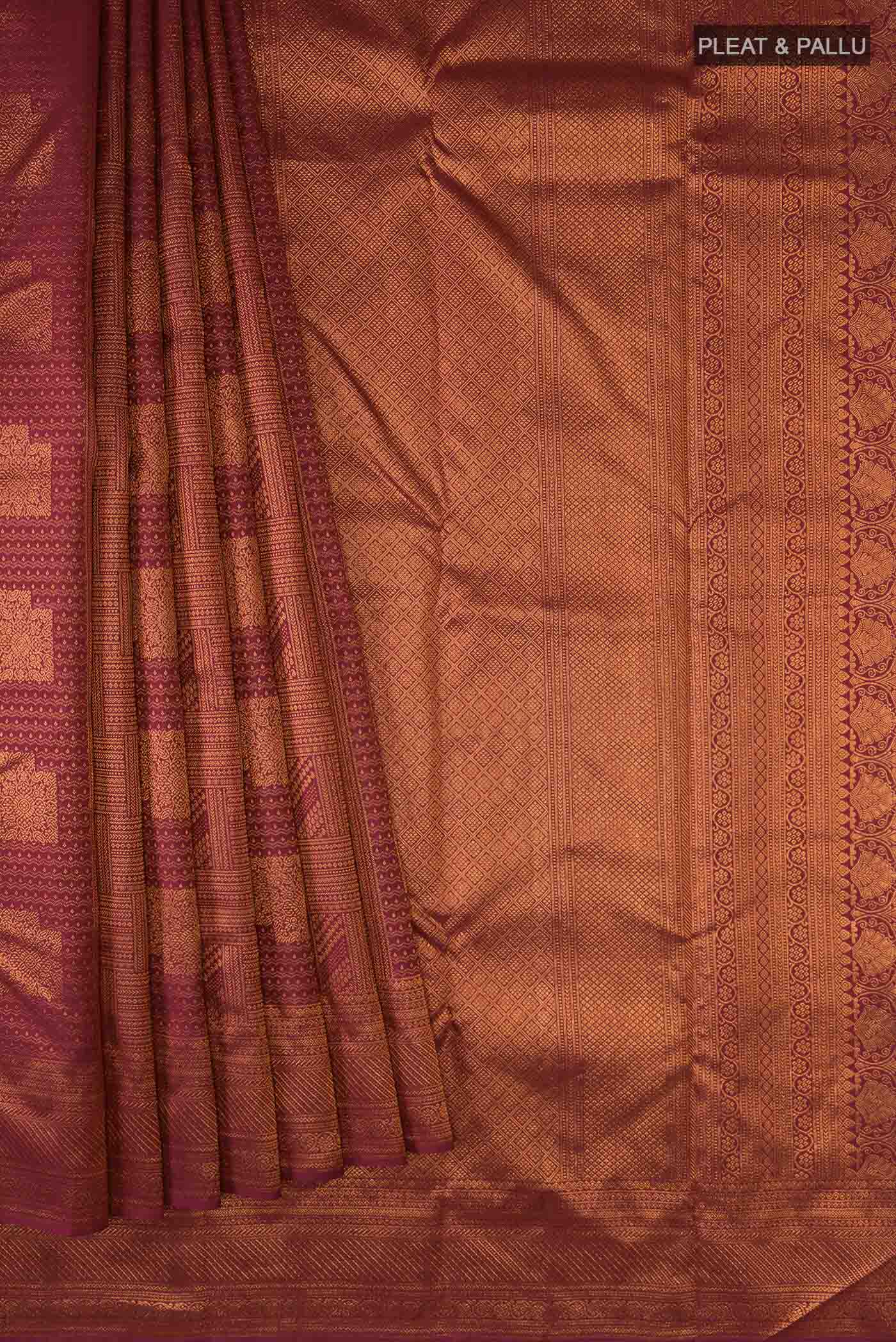 pleats pallu