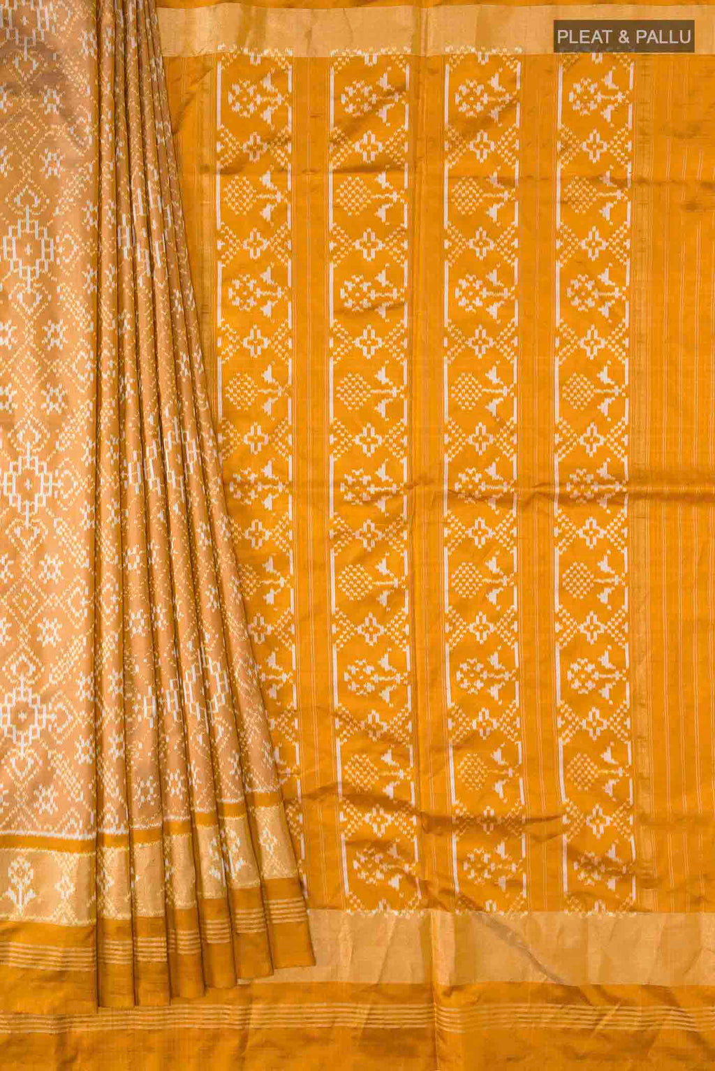 pleats pallu