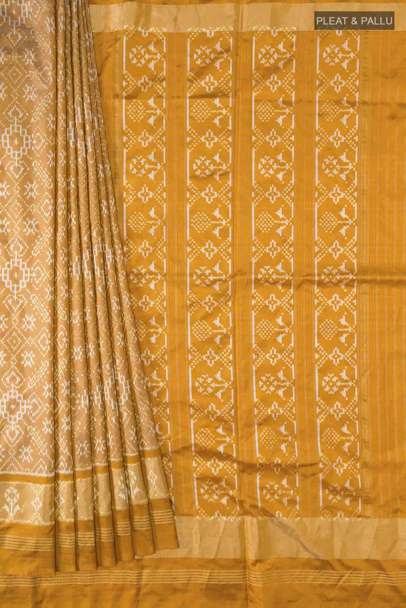 pleats pallu