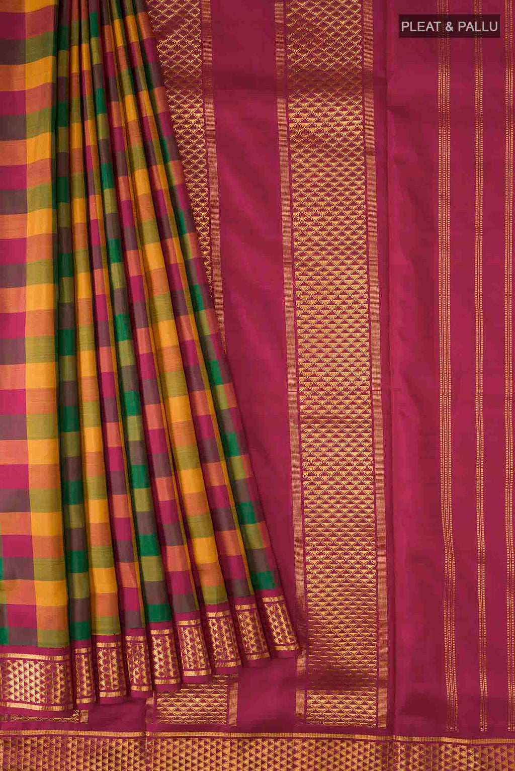 pleats pallu