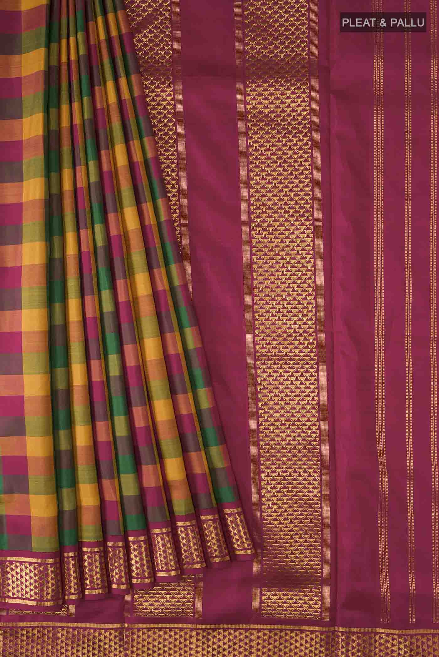 pleats pallu