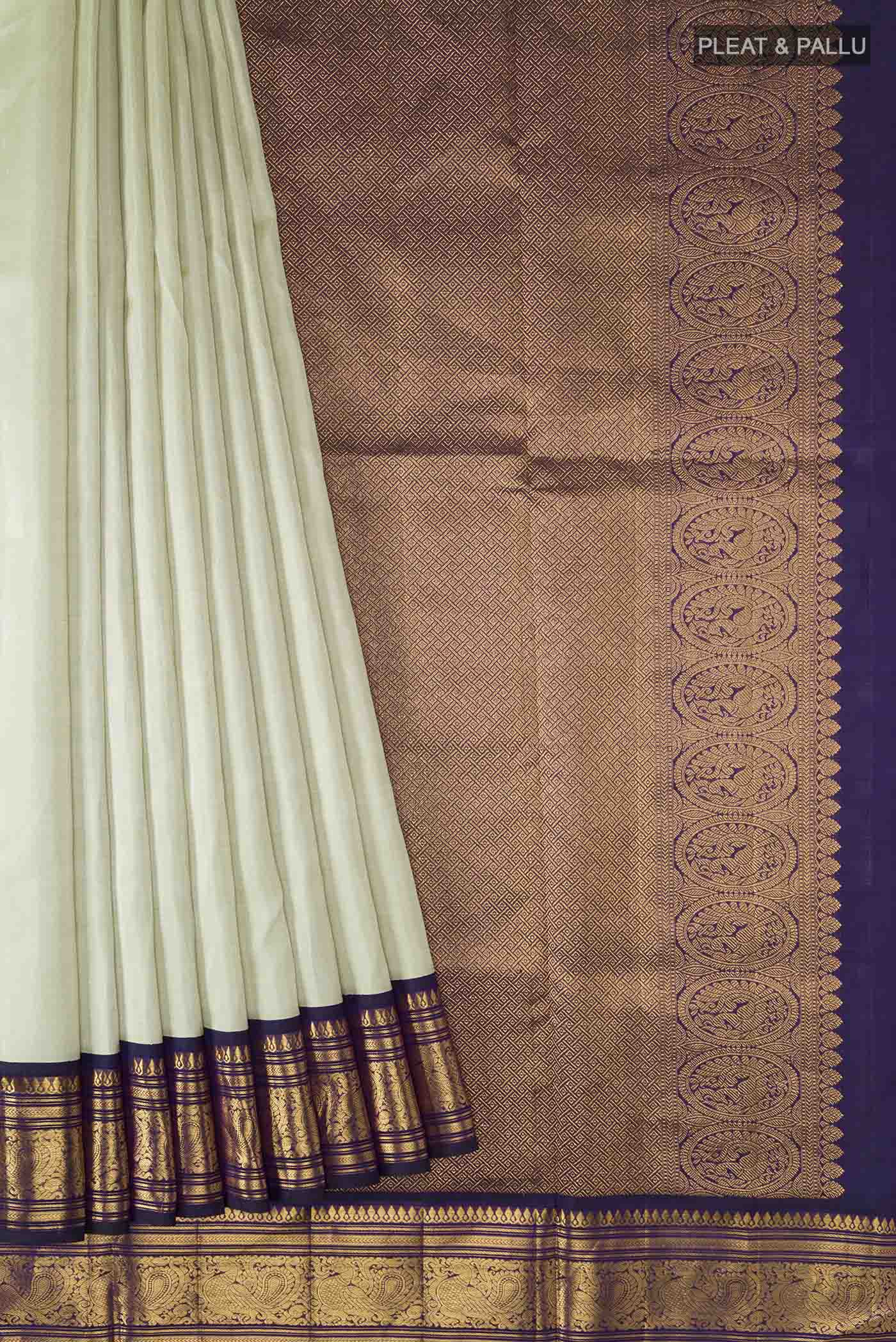 pleats pallu