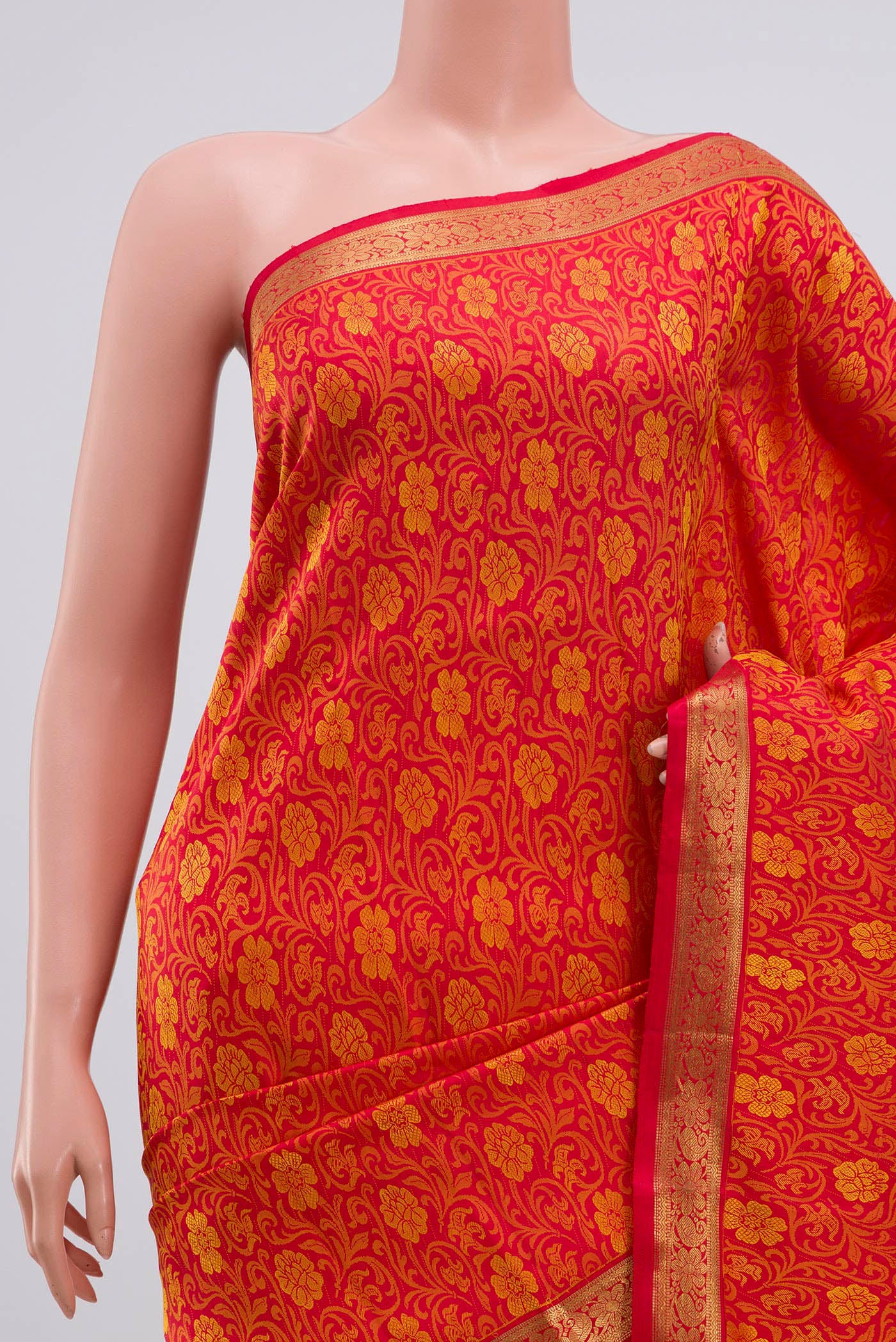 Border image of Pure Silk Pure Zari Red Kanjivaram Saree with Jacquard design on the body and Zari Border. 