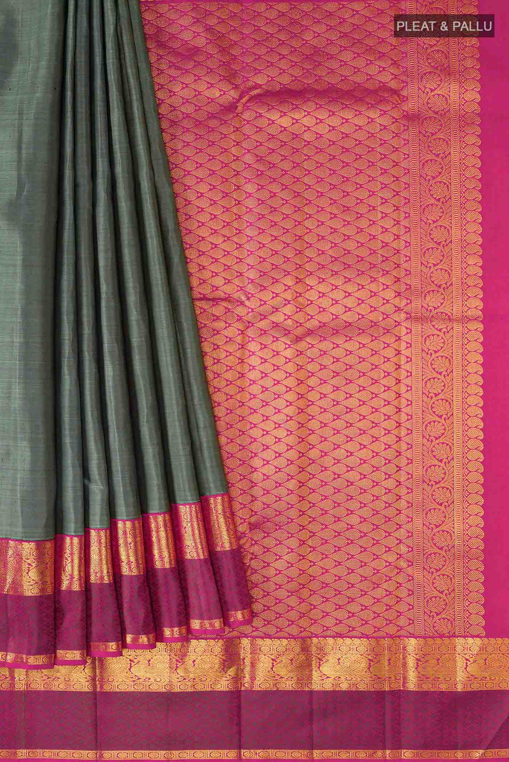 pleats pallu