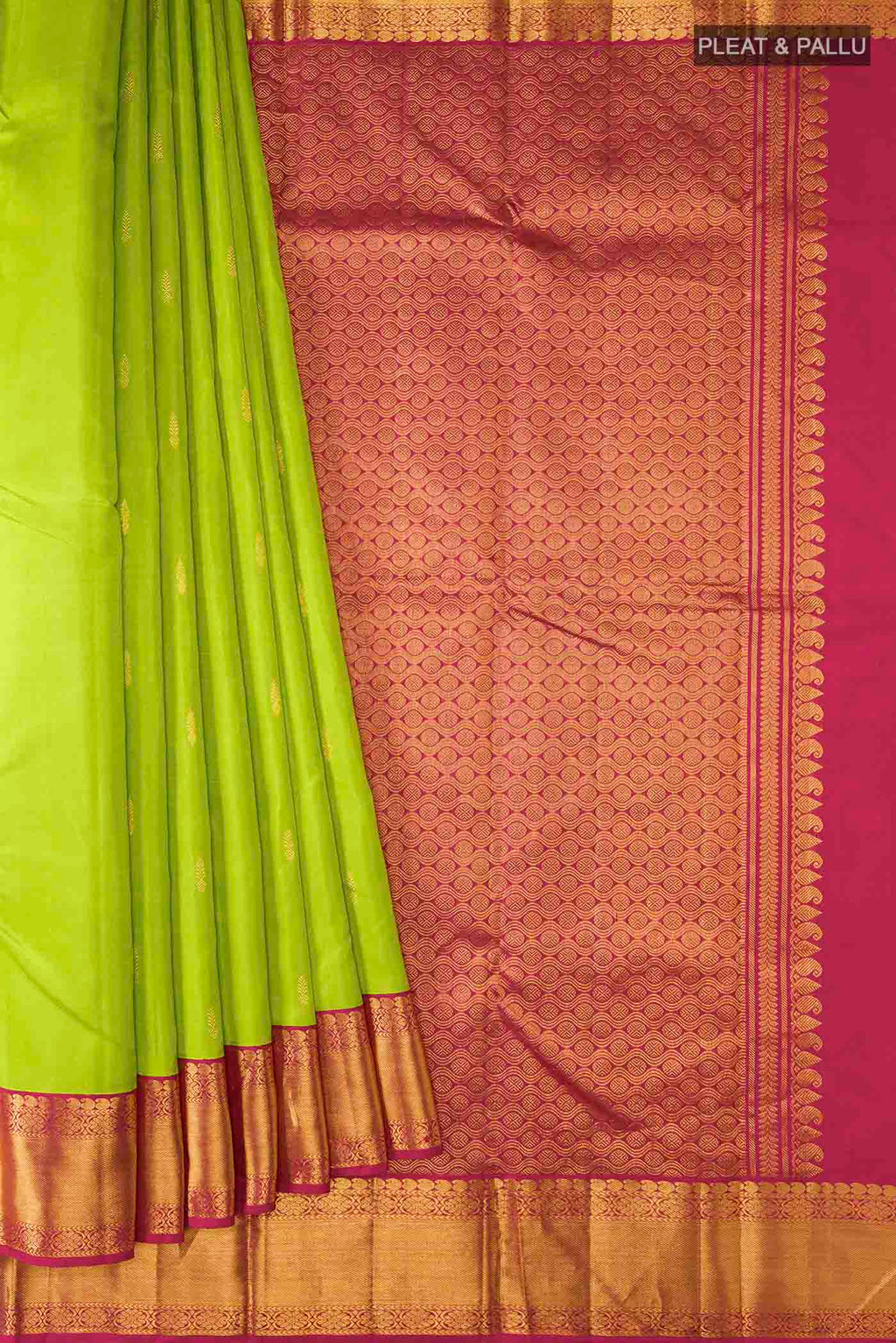 pleats pallu