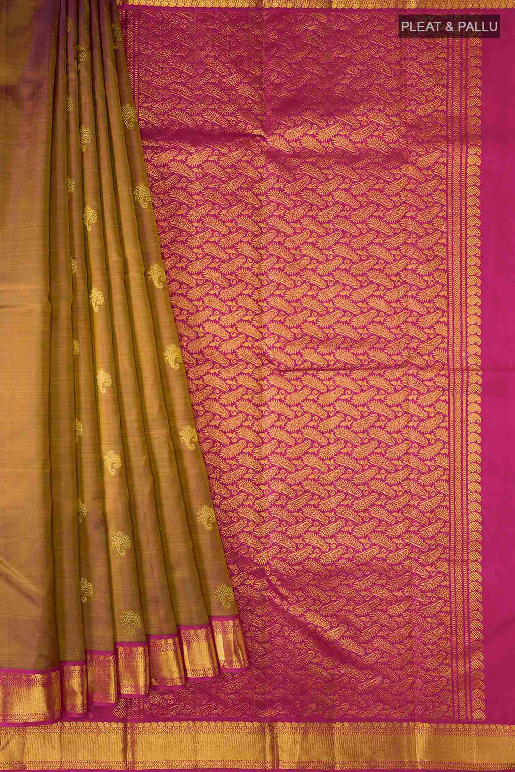 pleats pallu