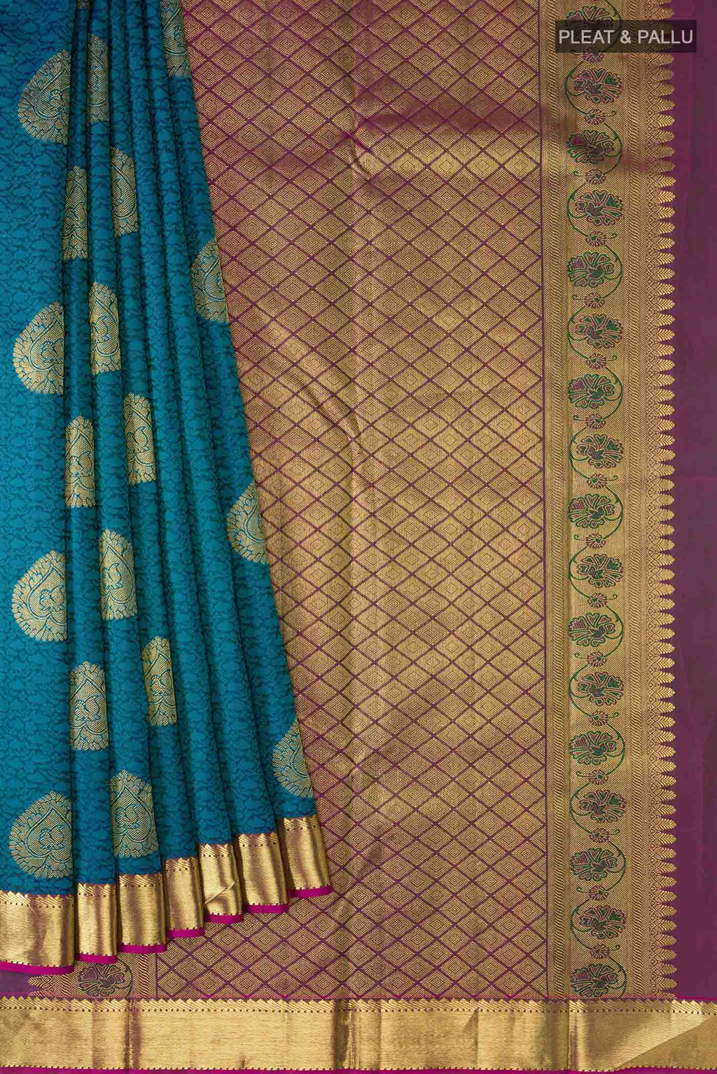 pleats pallu