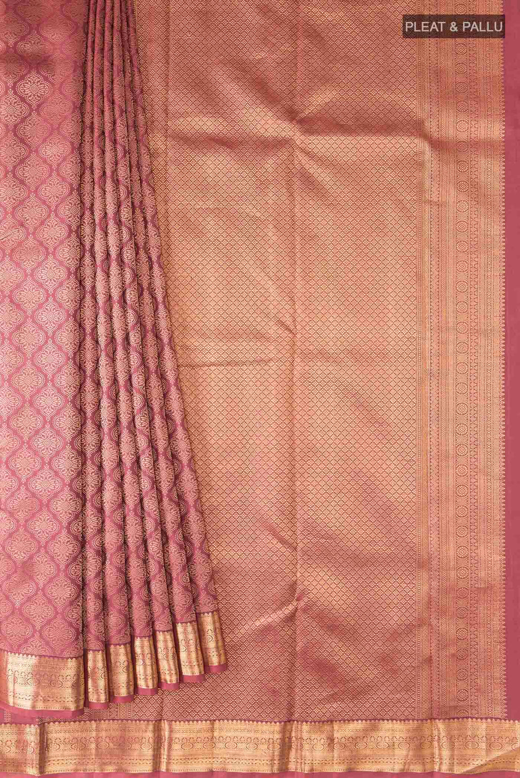 pleats pallu
