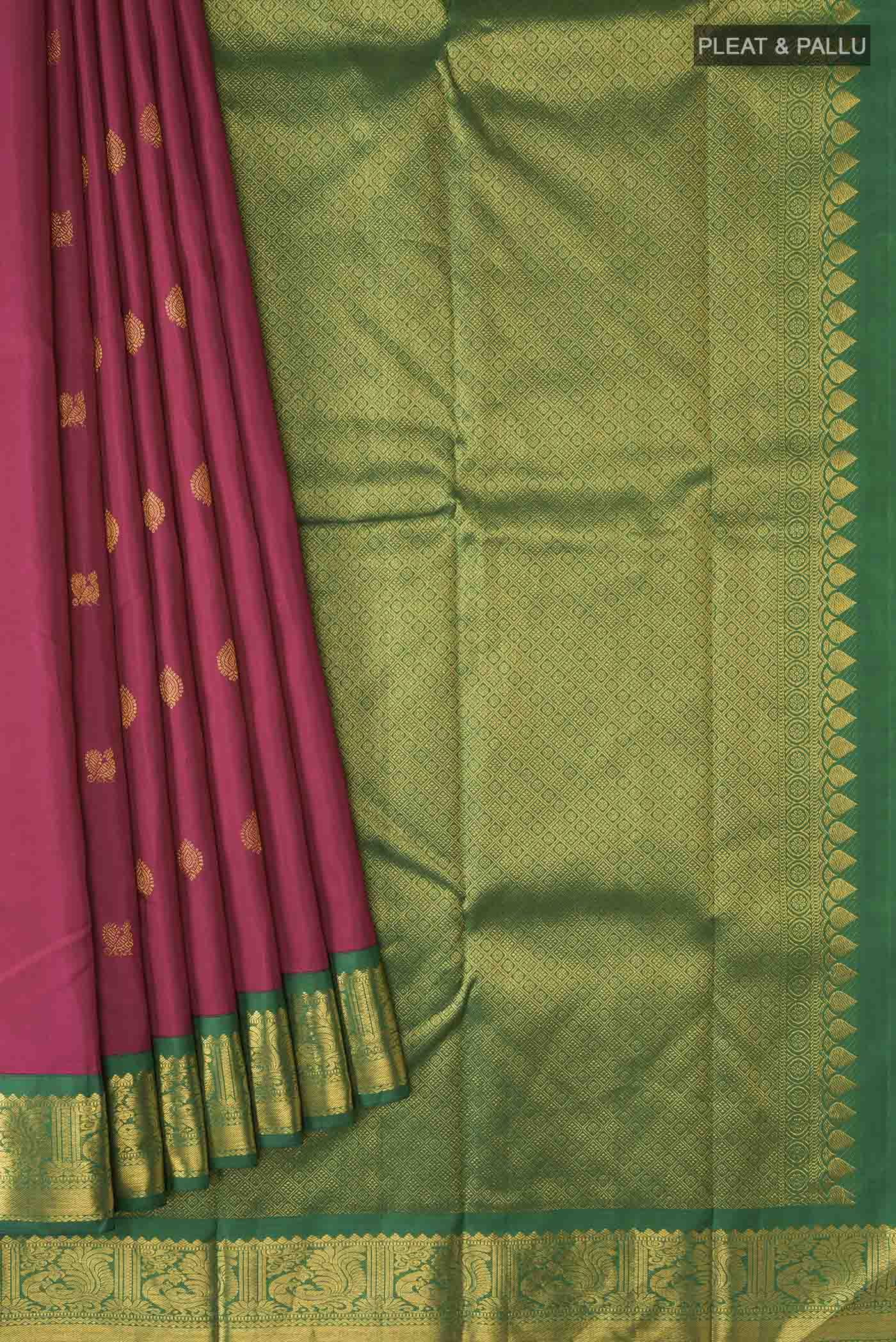 pleats pallu