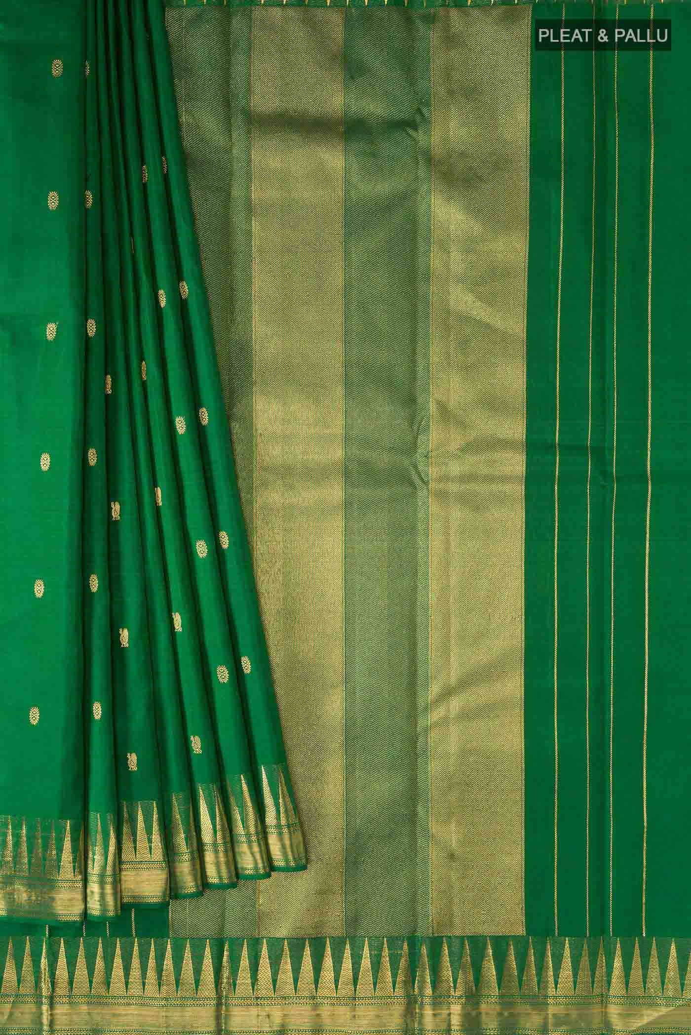 pleats pallu