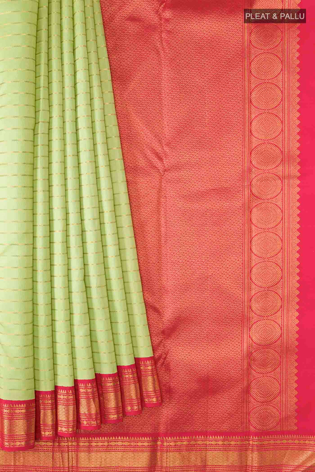 pleats pallu