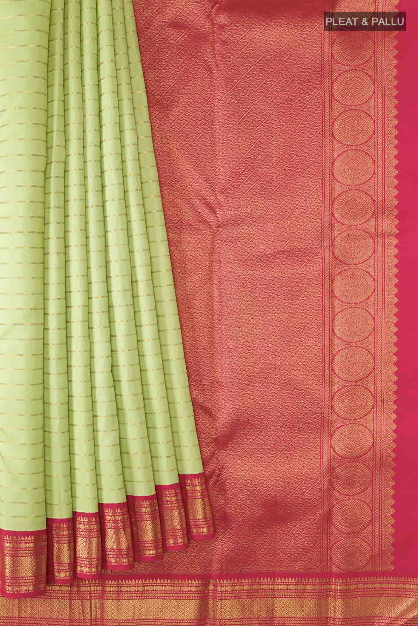 pleats pallu