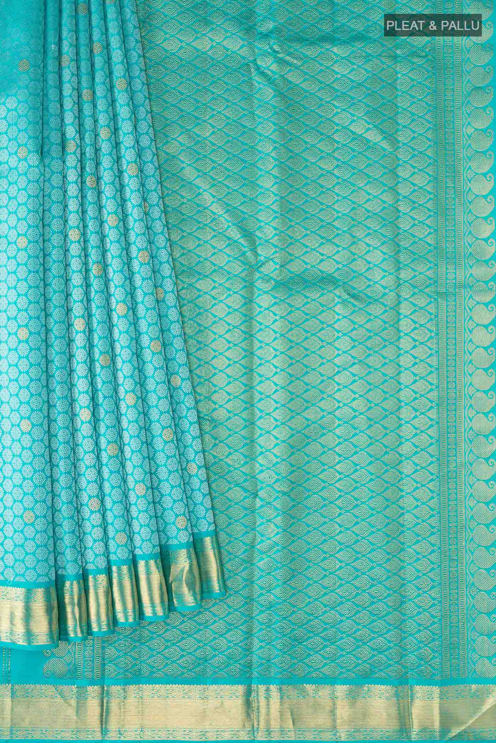 pleats pallu