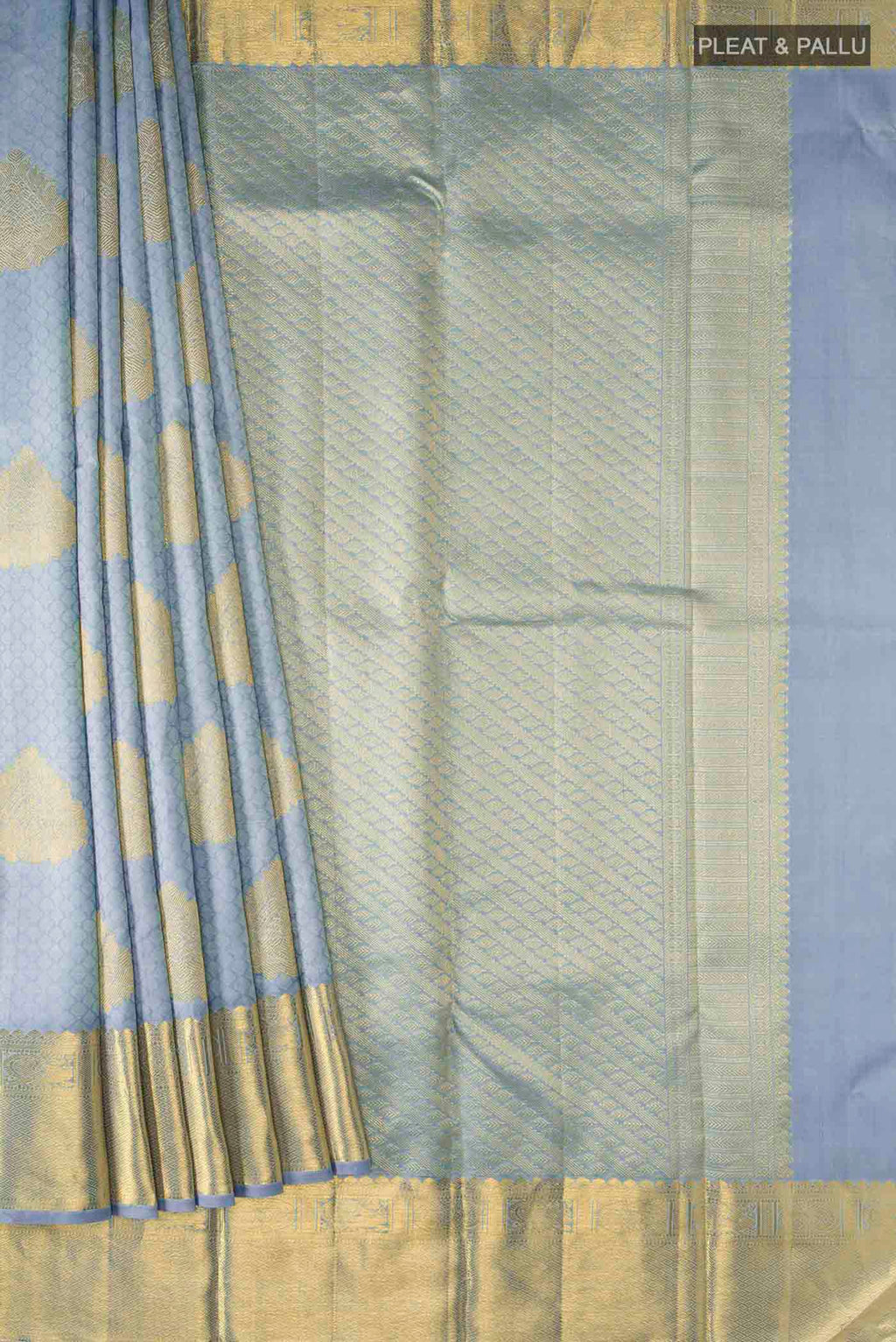 pleats pallu