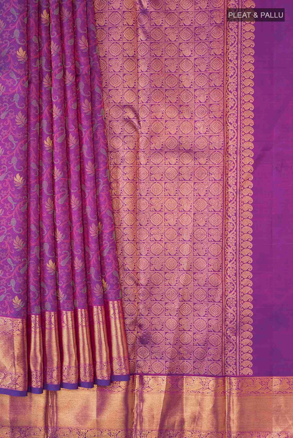 pleats pallu