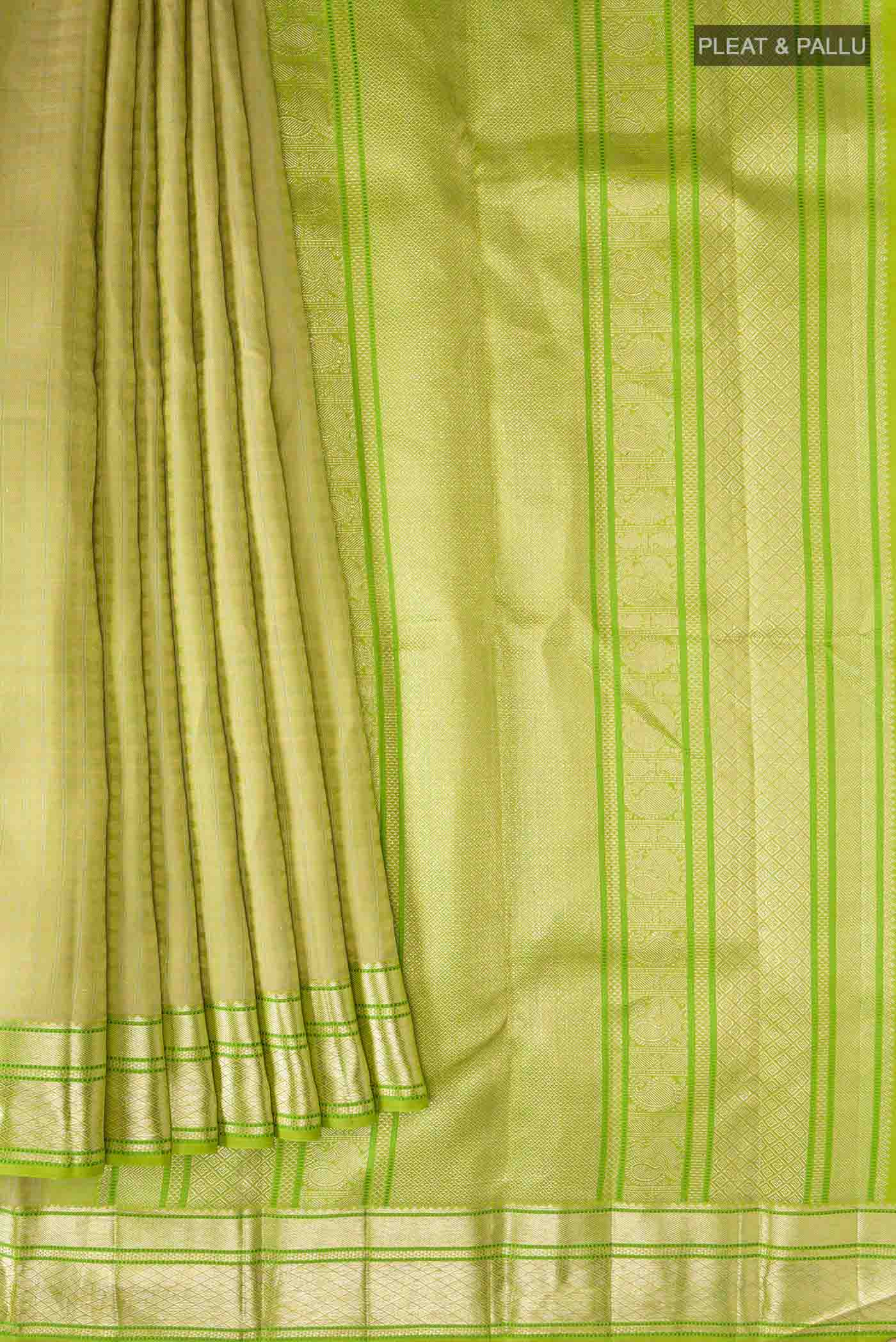 pleats pallu