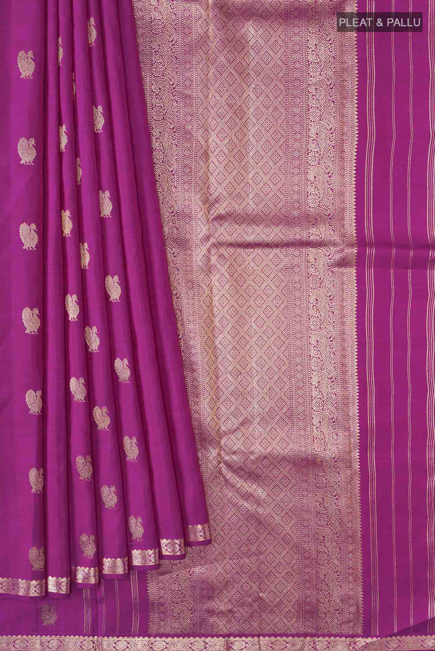 pleats pallu