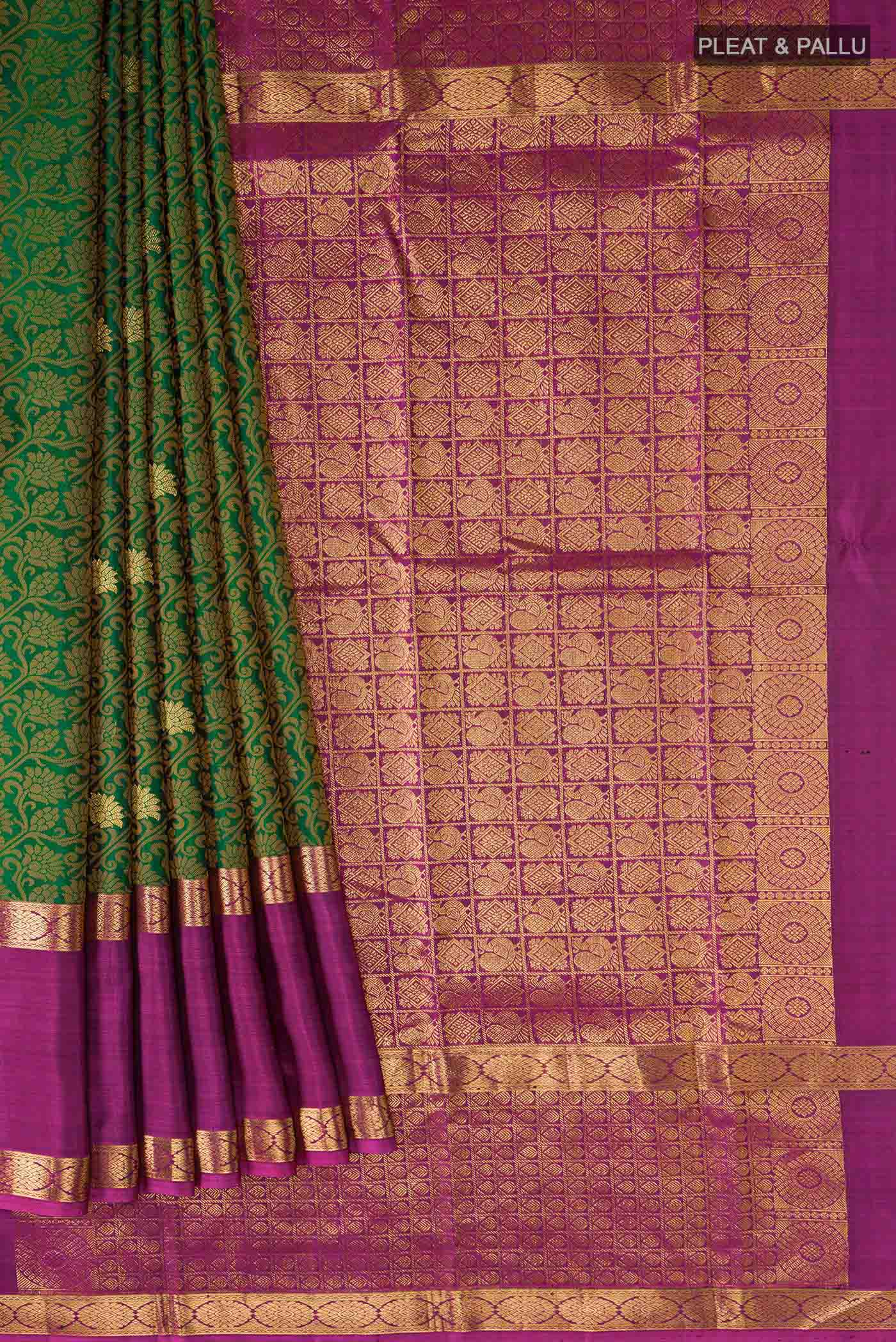 pleats pallu