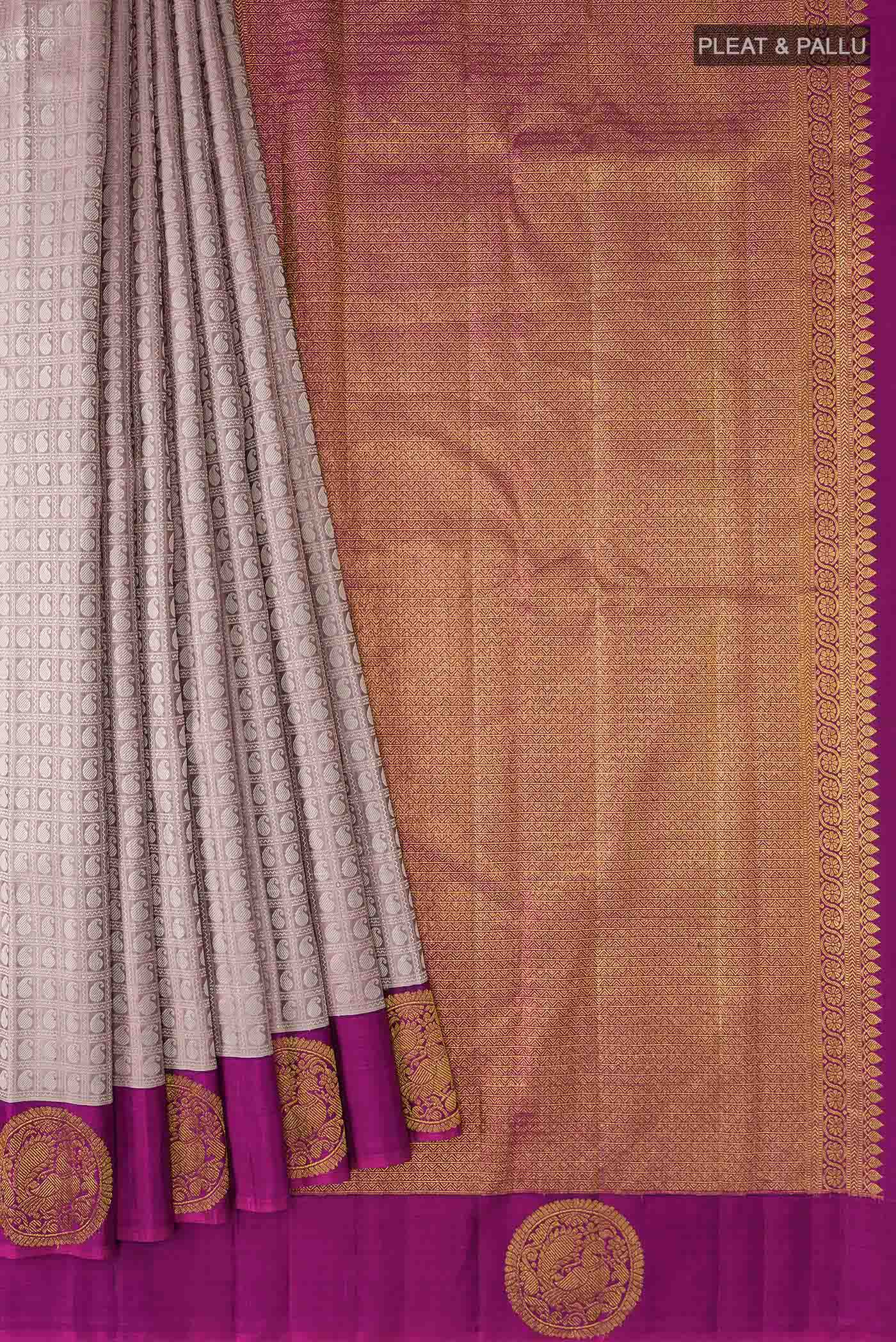 pleats pallu