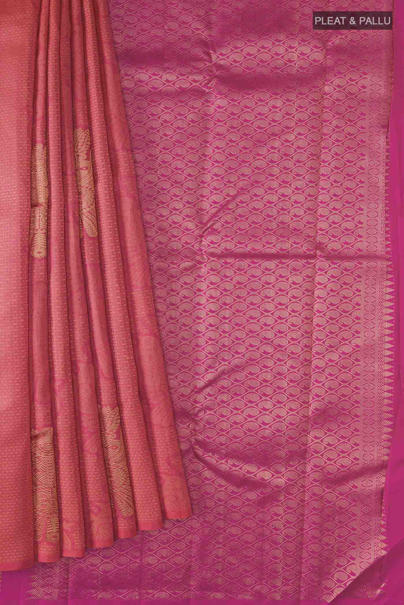 pleats pallu