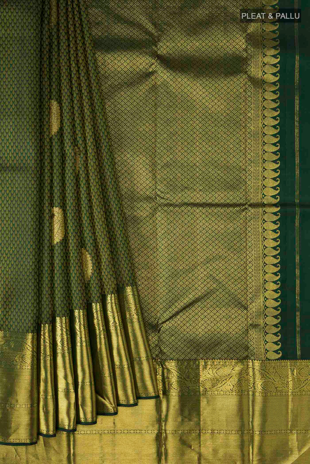 pleats pallu