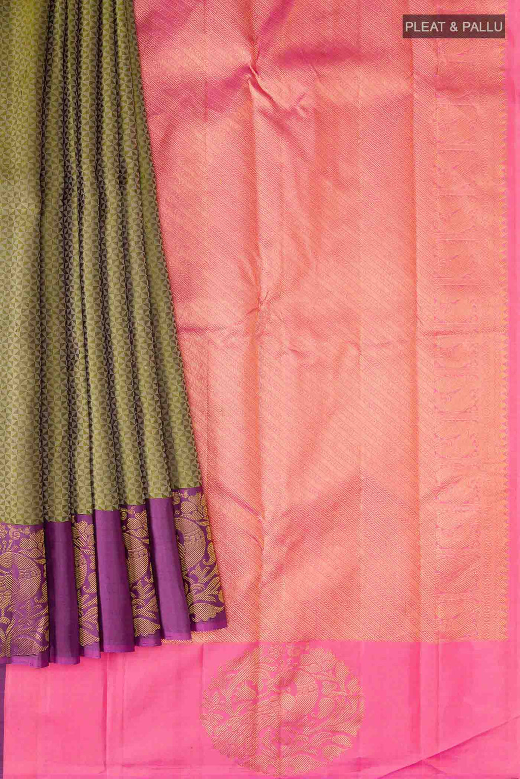 pleats pallu