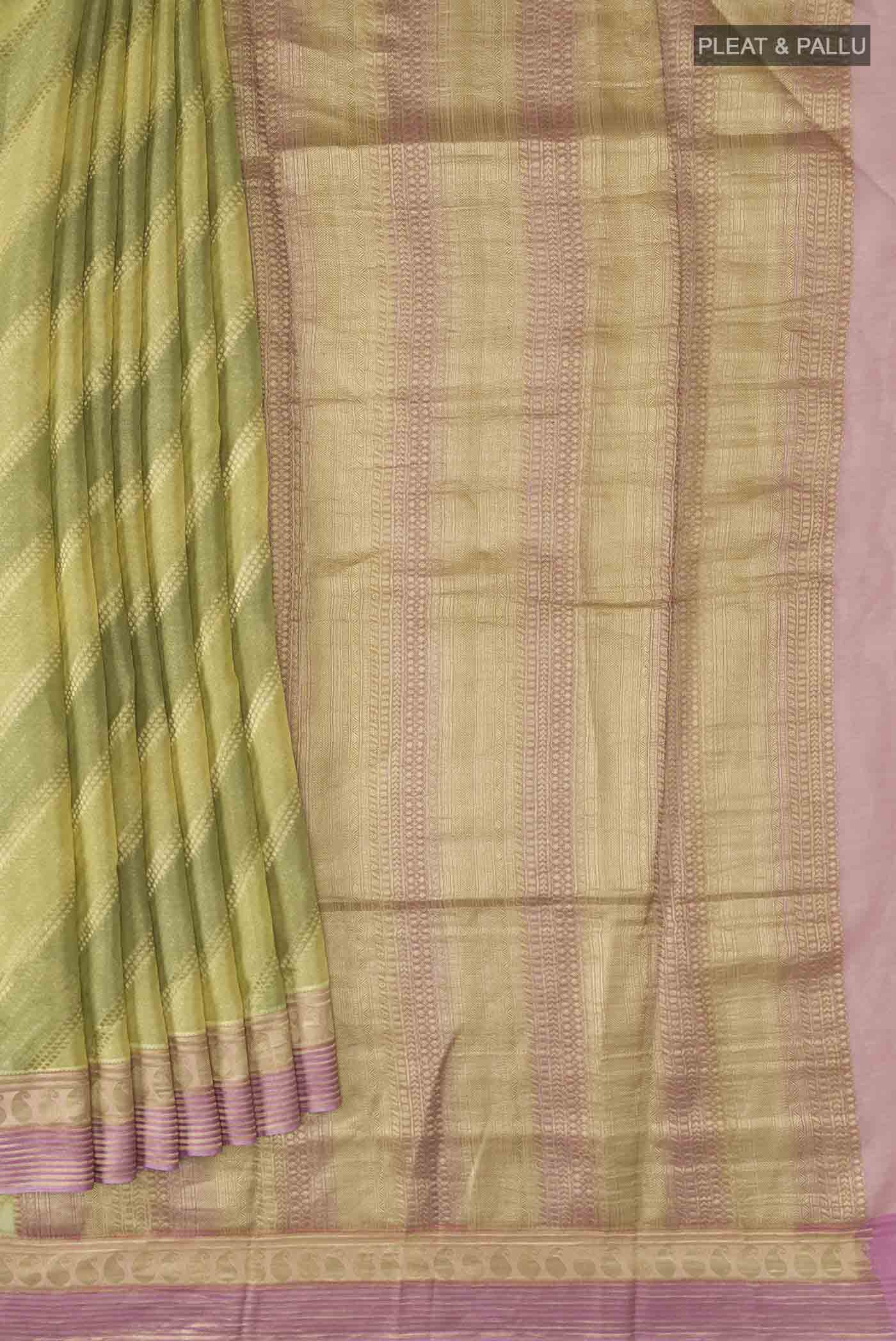 pleats pallu